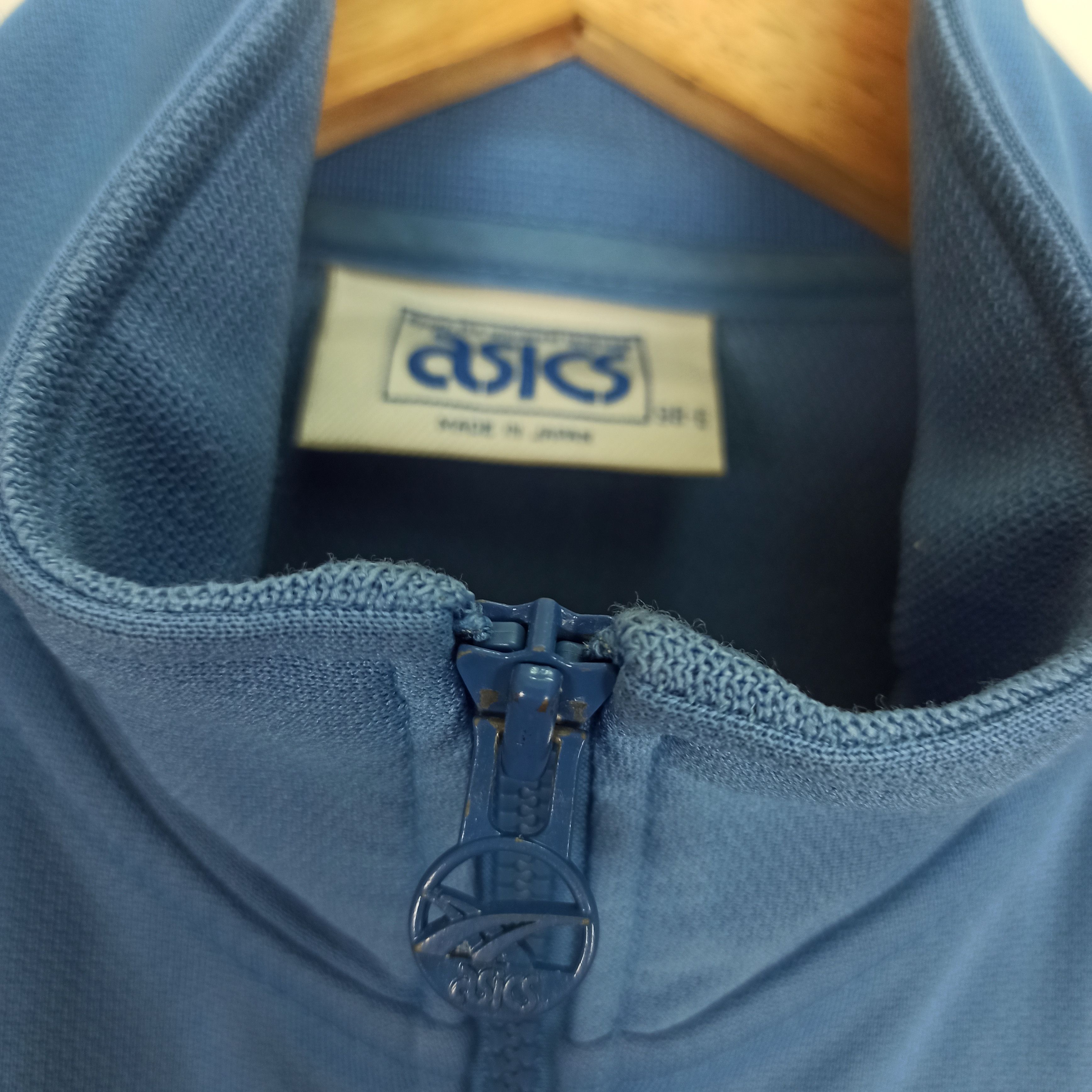 Asics 🔥STEALS🔥 VINTAGE ASICS SWEATER JACKET Size US M / EU 48-50 / 2 - 9 Thumbnail