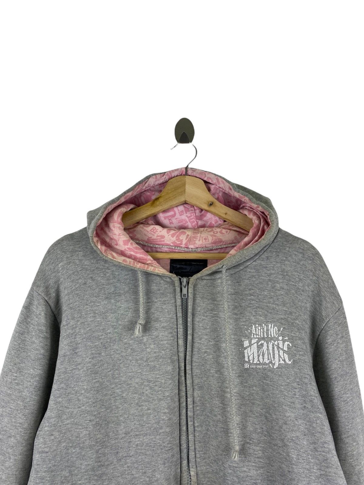Band Tees VINTAGE 2010 B'Z LIVE-GYM "AM'T NO MAGIC" HOODIE Size US XL / EU 56 / 4 - 4 Thumbnail