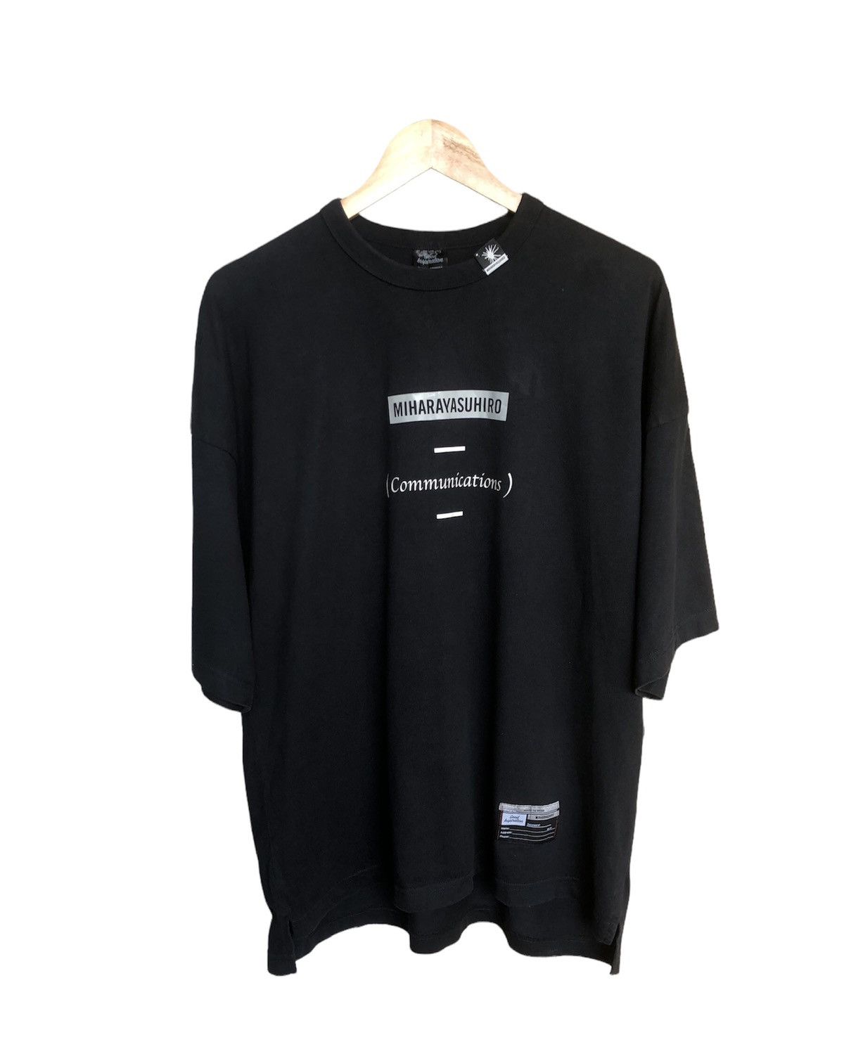Maison MIHARA YASUHIRO 🥷🏿 MiharaYasuhiro x GU Oversized Short Sleeve T Shirt Size US L / EU 52-54 / 3 - 1 Thumbnail
