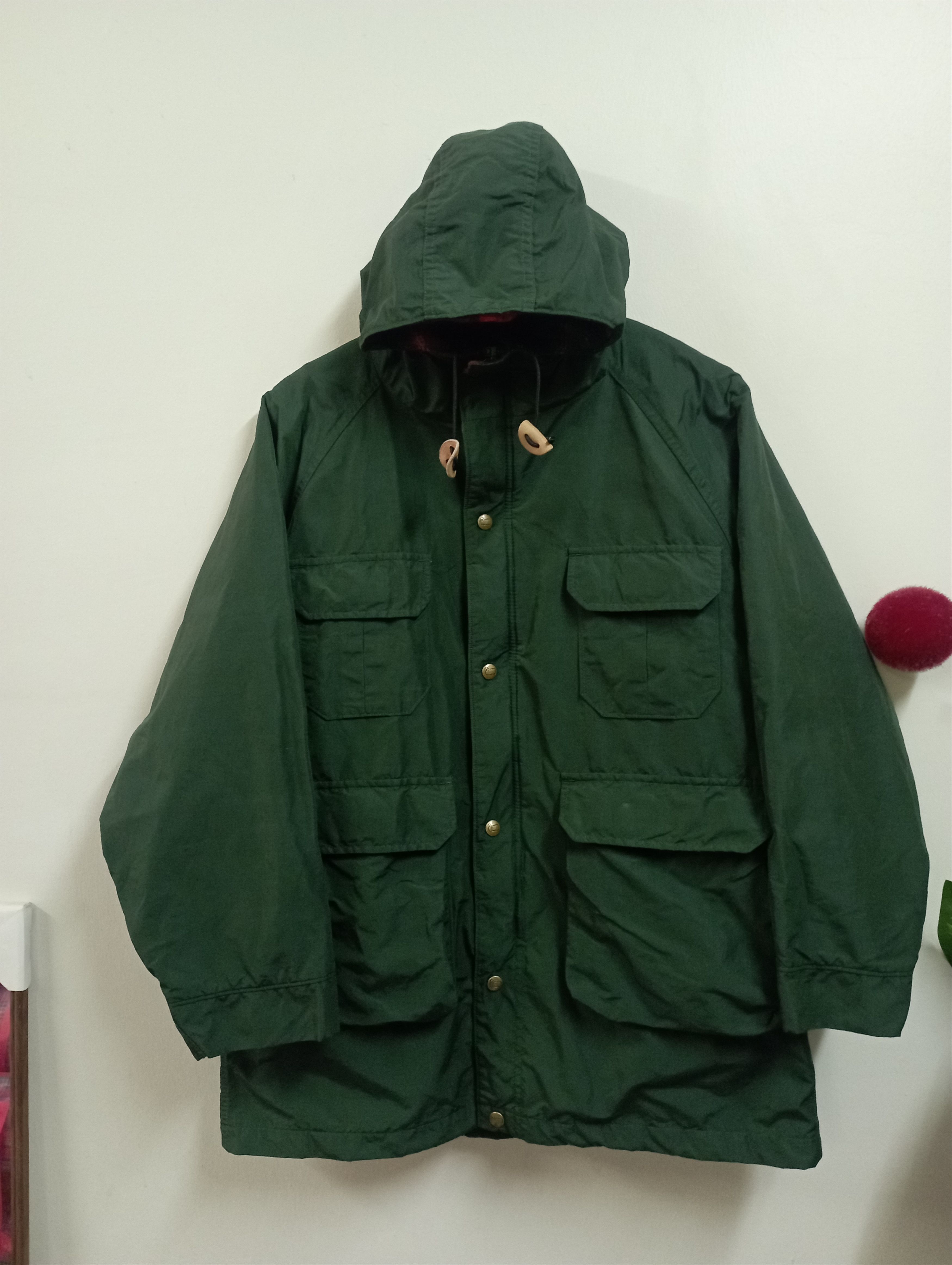 image of Made In Usa Woolrich Greean Army Parkas, Men's (Size Medium)