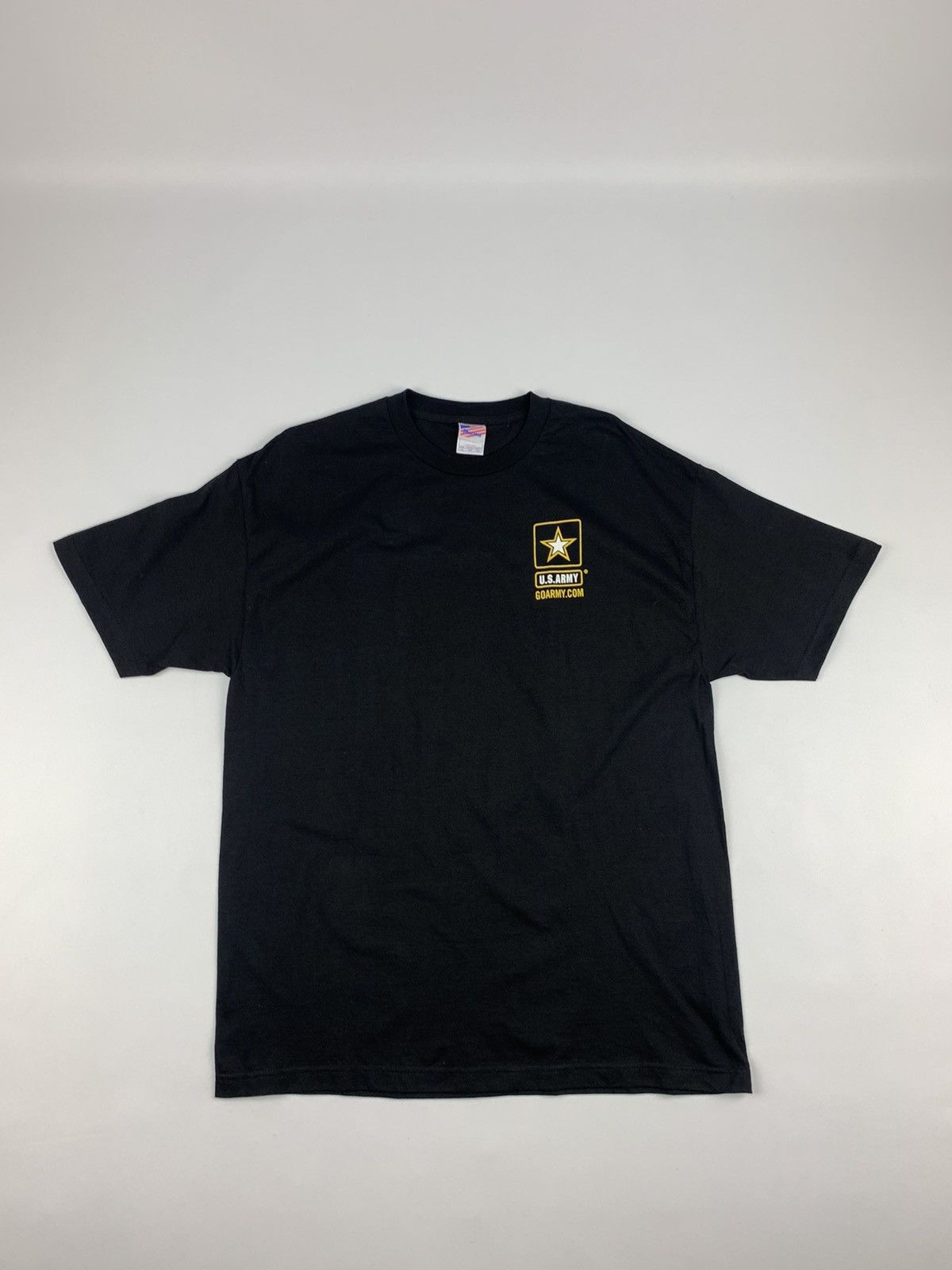 Vintage U.S. Army Vintage T Shirt Size US XL / EU 56 / 4 - 1 Thumbnail