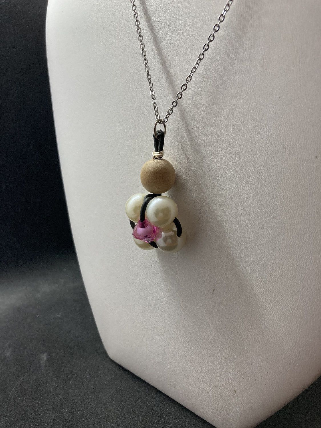 Handmade Pink Crystal Bead Chain Necklace with Pearl beads Size ONE SIZE - 3 Thumbnail