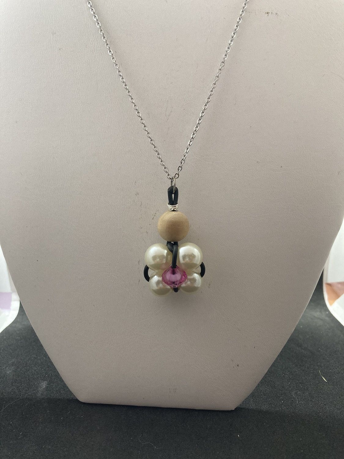 Handmade Pink Crystal Bead Chain Necklace with Pearl beads Size ONE SIZE - 2 Thumbnail