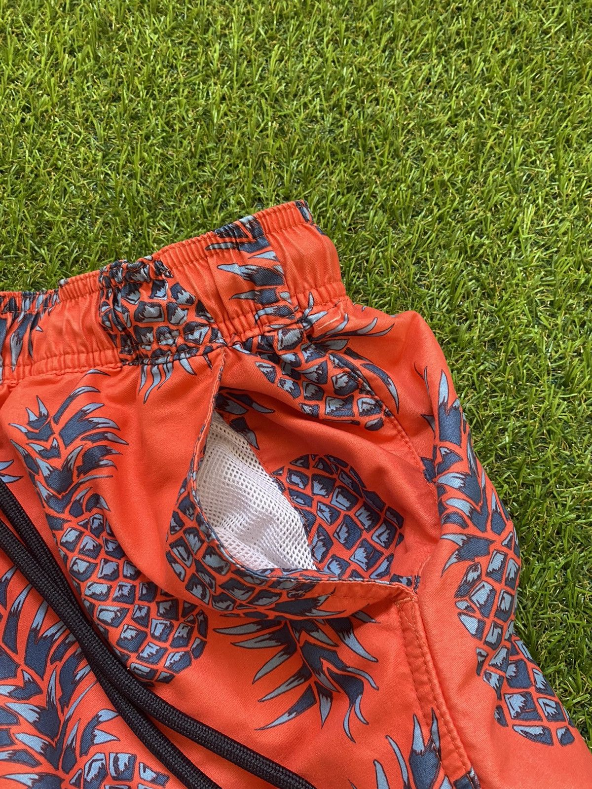 Vintage Vintage 90s art shorts streetwear Hawaiian style size M Size US 32 / EU 48 - 2 Thumbnail