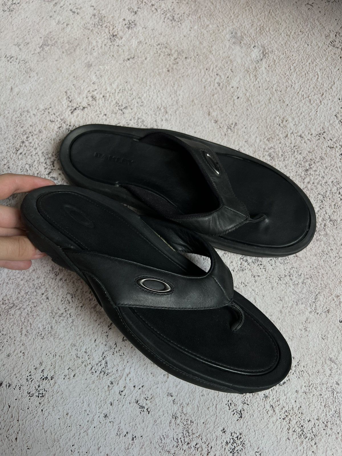 Oakley × Vintage Oakley Vintage Leather Flip Flops / Slippers + belt Size US 9 / EU 42 - 4 Thumbnail