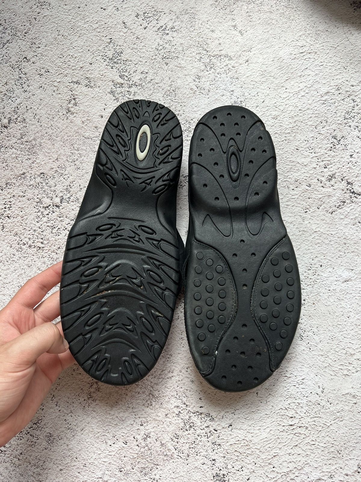 Oakley × Vintage Oakley Vintage Leather Flip Flops / Slippers + belt Size US 9 / EU 42 - 12 Thumbnail
