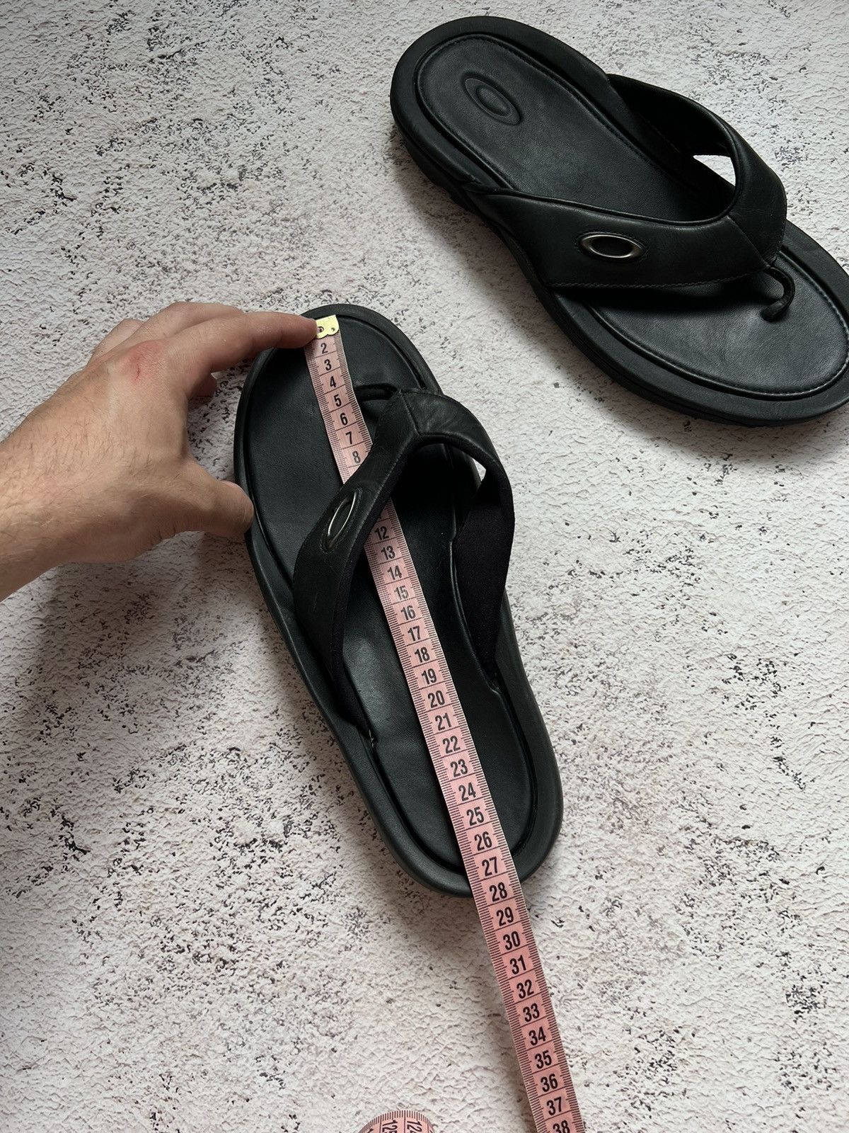 Oakley × Vintage Oakley Vintage Leather Flip Flops / Slippers + belt Size US 9 / EU 42 - 14 Thumbnail