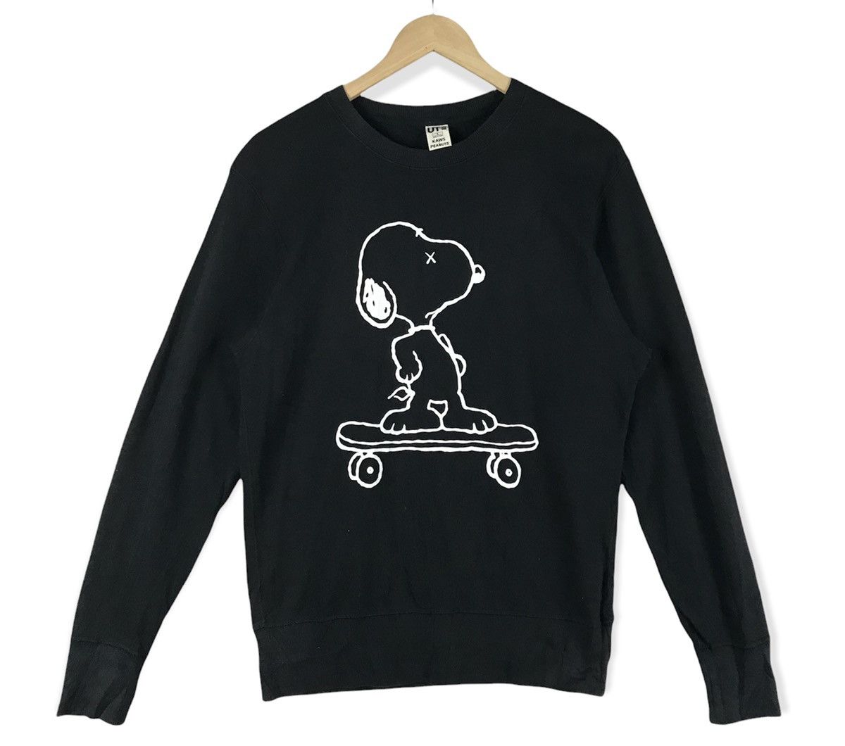 Kaws Kaws X Peanuts Sweatshirt Size US S / EU 44-46 / 1 - 1 Thumbnail