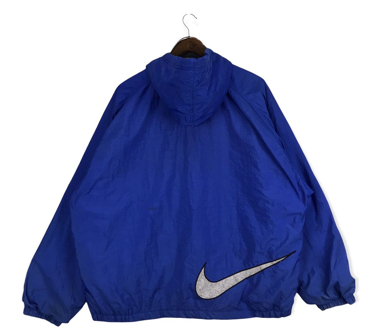 Nike Vintage Nike Windbreaker Jacket Size US L / EU 52-54 / 3 - 1 Thumbnail