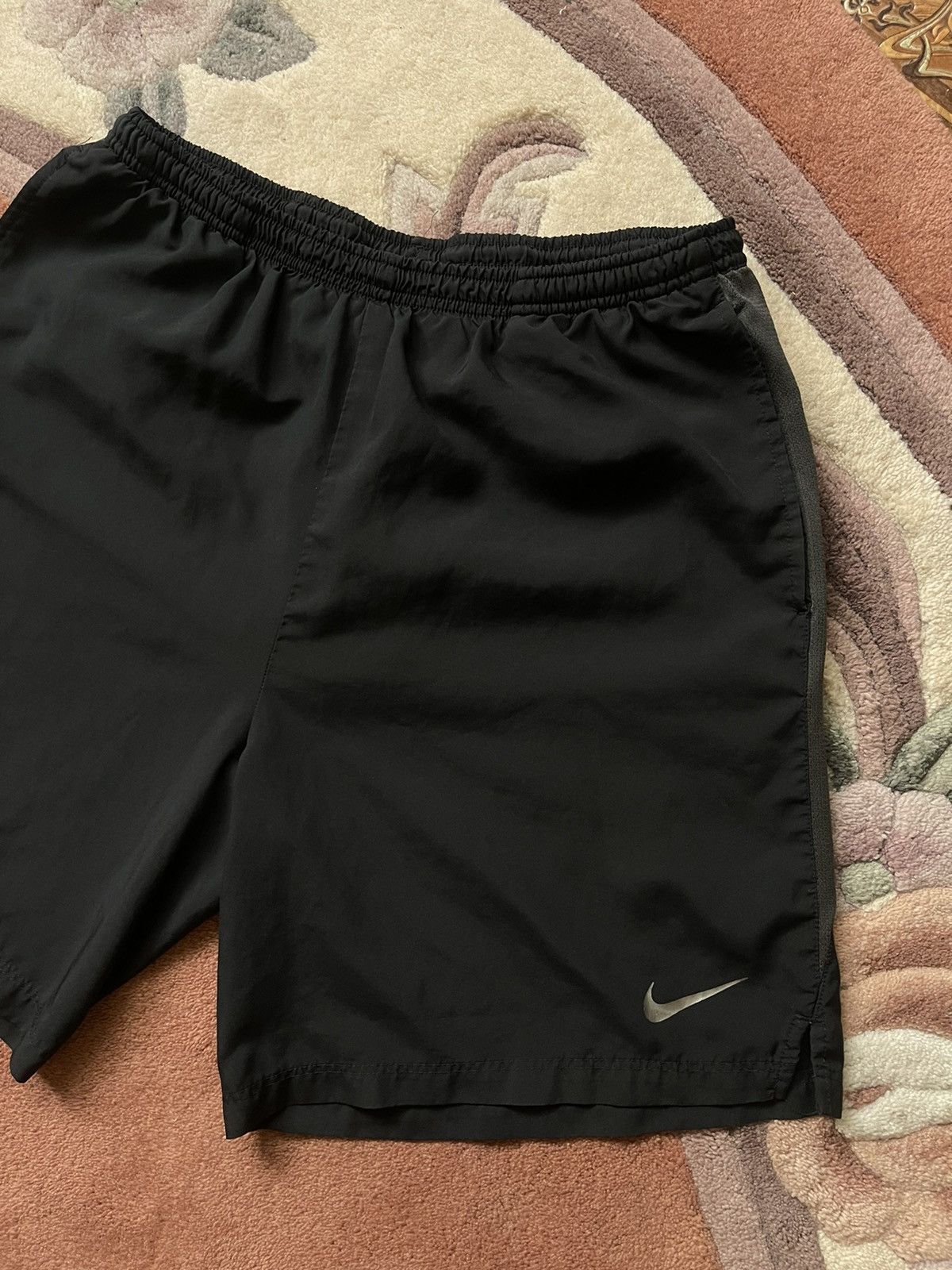 Nike Nike Black Shorts Size US 36 / EU 52 - 5 Thumbnail