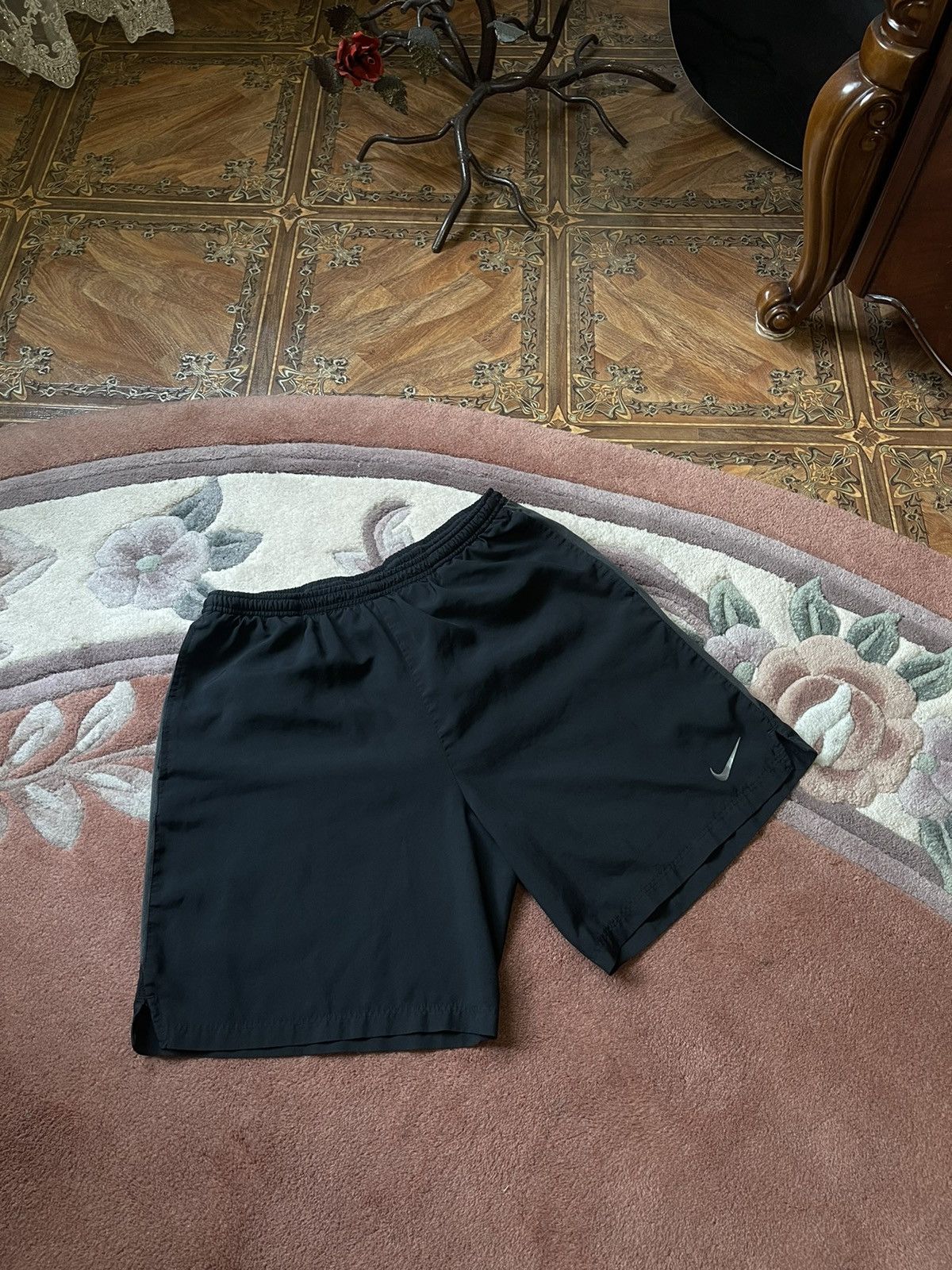 Nike Nike Black Shorts Size US 36 / EU 52 - 1 Thumbnail