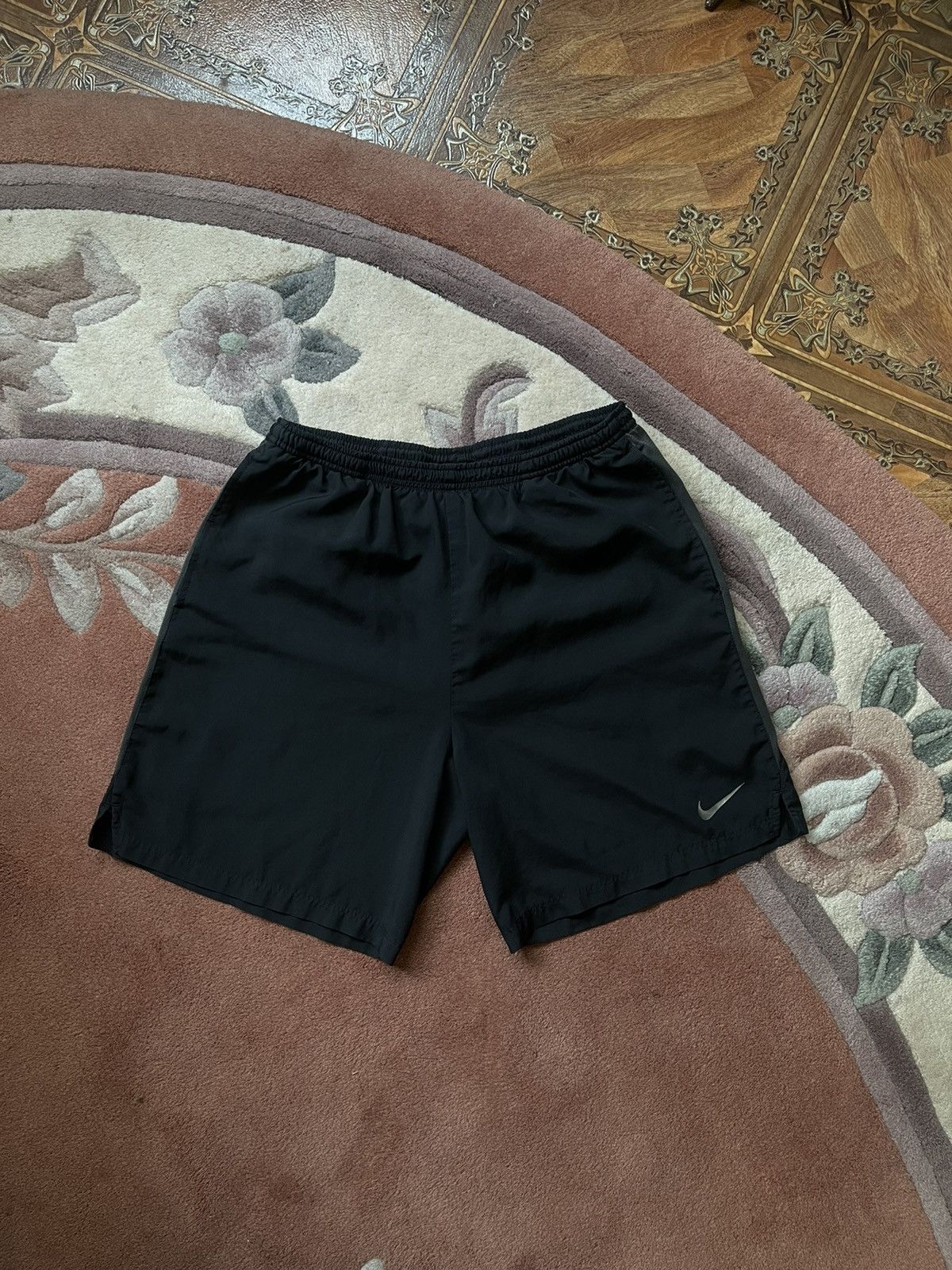 Nike Nike Black Shorts Size US 36 / EU 52 - 4 Thumbnail