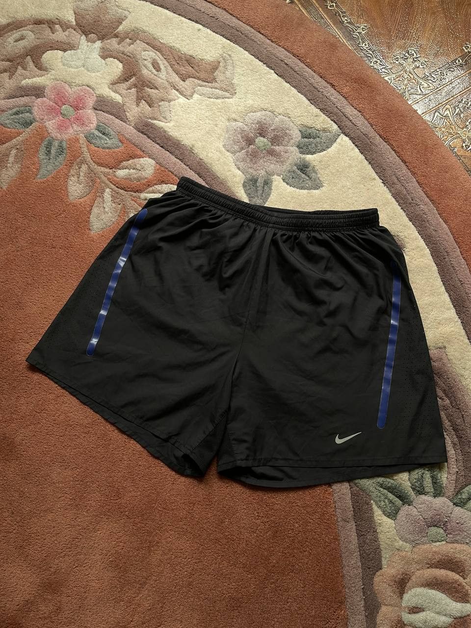 Nike Nike Nylon Shorts Size US 30 / EU 46 - 3 Thumbnail