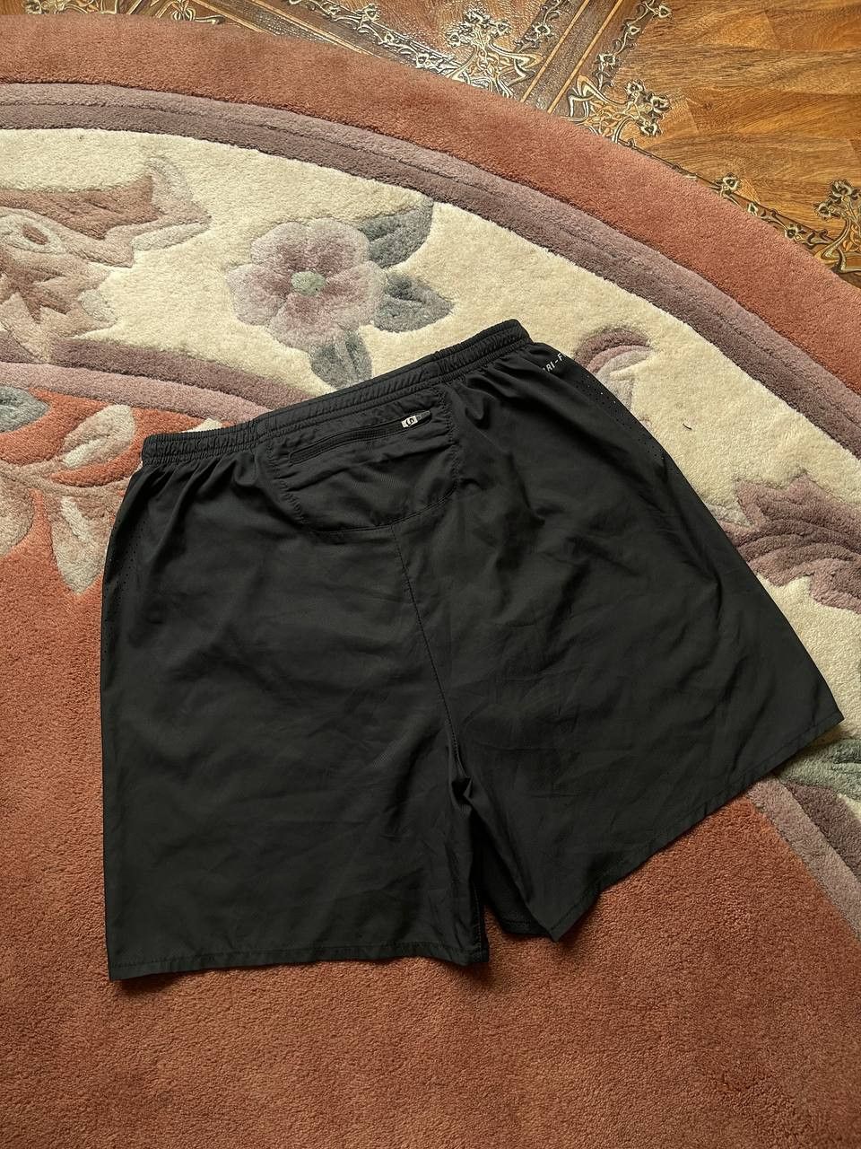 Nike Nike Nylon Shorts Size US 30 / EU 46 - 11 Thumbnail