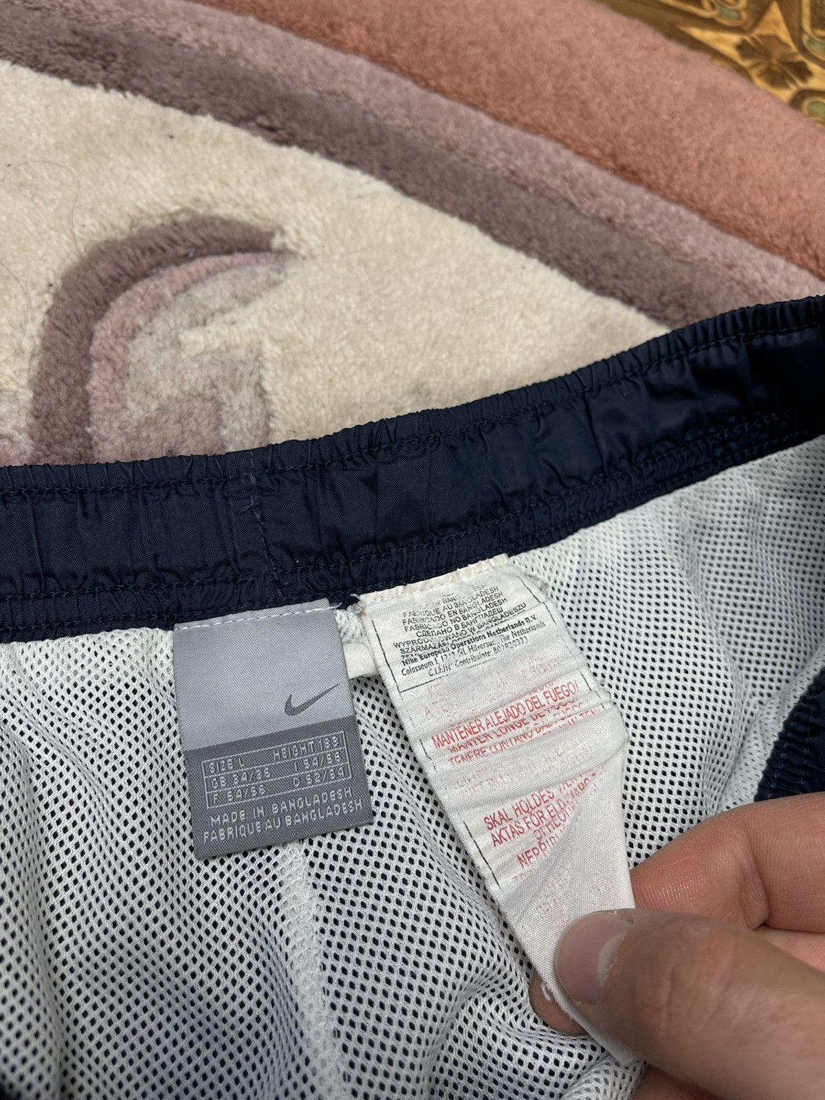Nike Vintage Y2K Nylon Track Pants Size US 36 / EU 52 - 8 Thumbnail