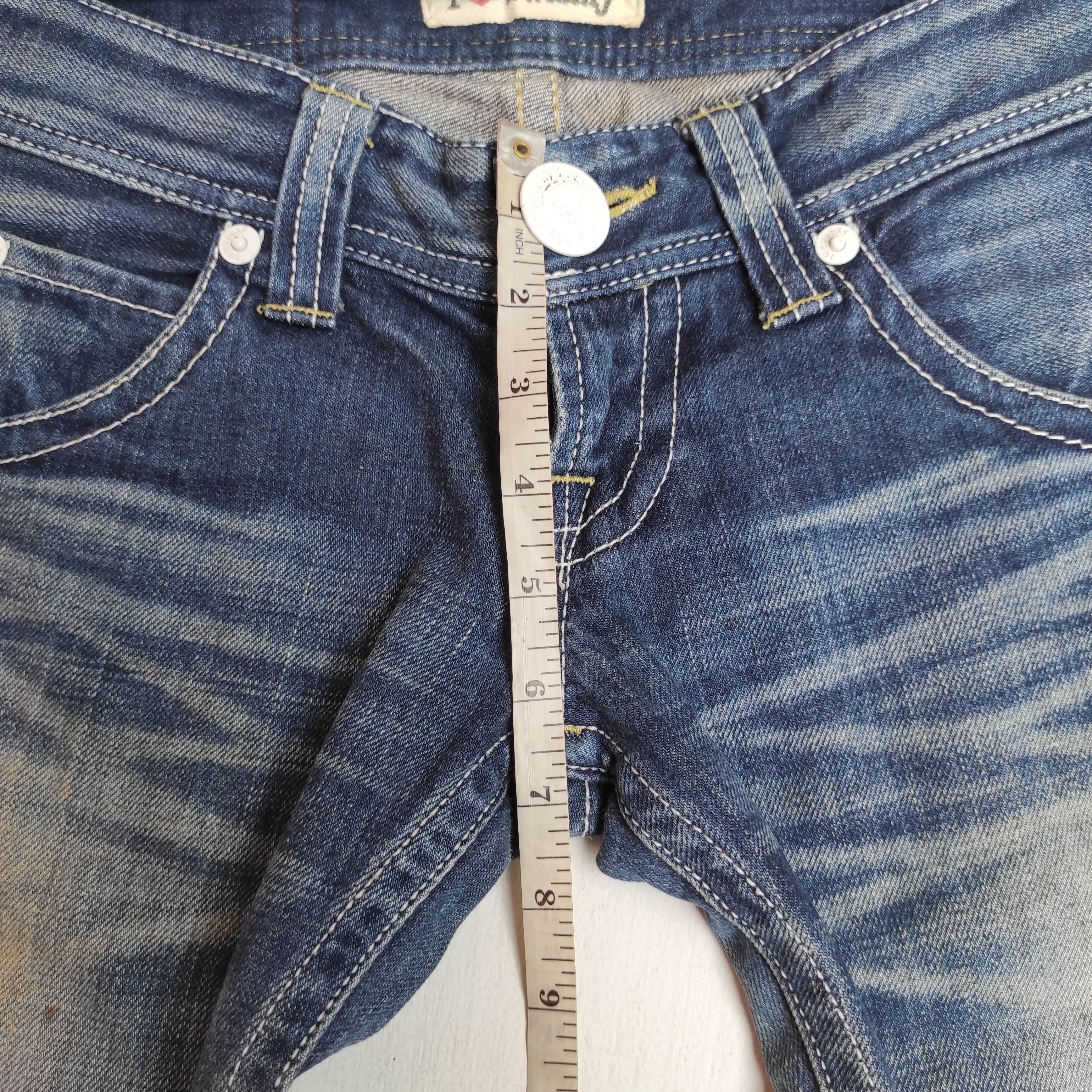 Hysteric Glamour Flare Jeans SWANKY low rise Bootcut Denim size 24 fit 26 Size US 26 / EU 42 - 19 Thumbnail