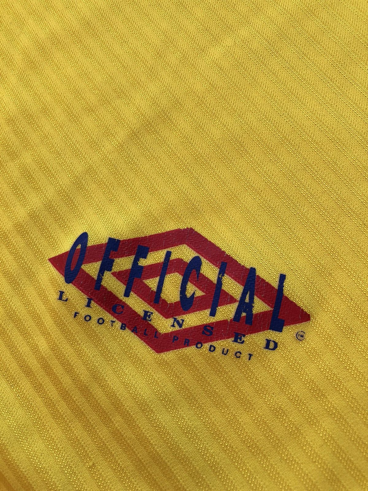 Umbro × Vintage 1993-94 Brazil Umbro Home Shirt Vintage Size US XL / EU 56 / 4 - 6 Thumbnail