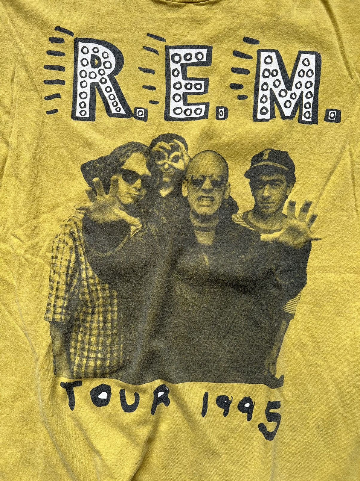 Band Tees × R.E.M. 1995 R.E.M Vintage Tour Tee Size US L / EU 52-54 / 3 - 7 Thumbnail