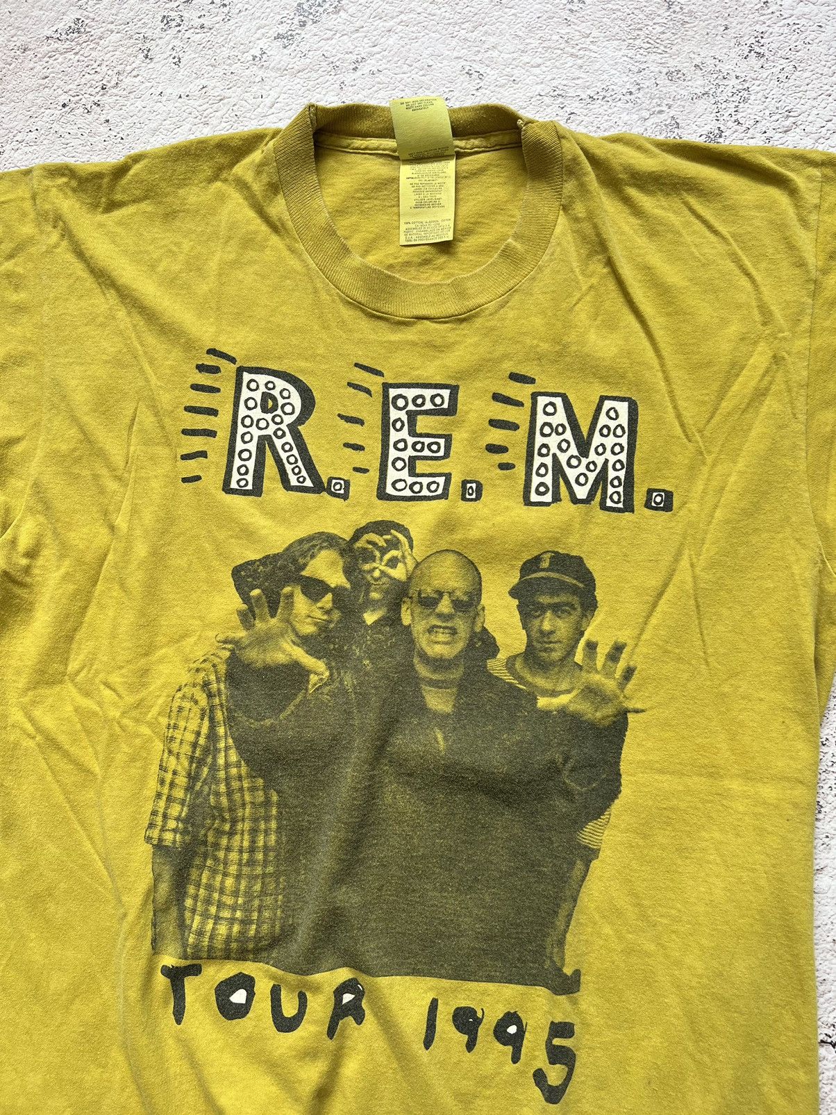 Band Tees × R.E.M. 1995 R.E.M Vintage Tour Tee Size US L / EU 52-54 / 3 - 1 Thumbnail