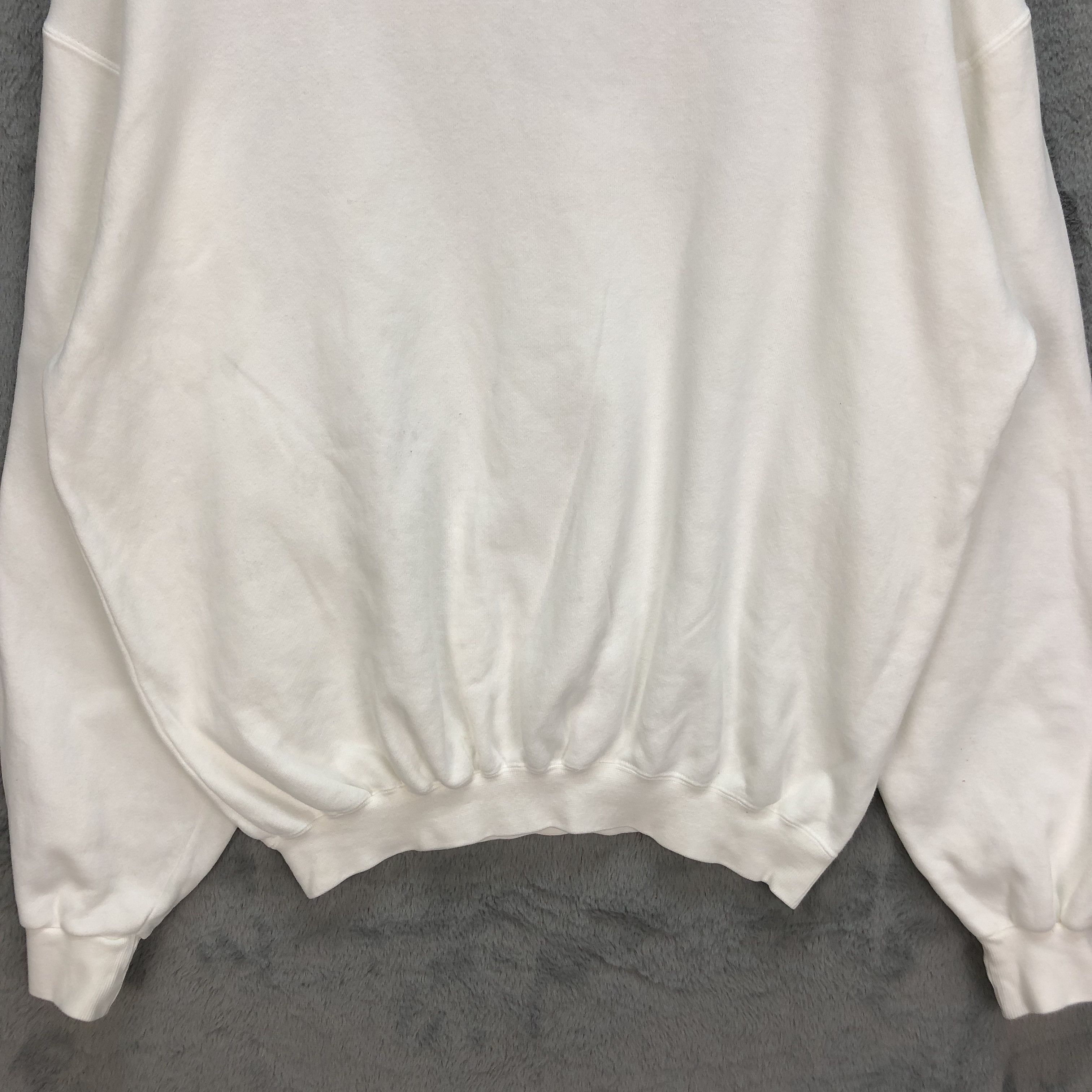 Kenzo VINTAGE KENZO JEANS BACK BIG LOGO WHITE SWEATSHIRT #5225-180 Size US L / EU 52-54 / 3 - 5 Thumbnail