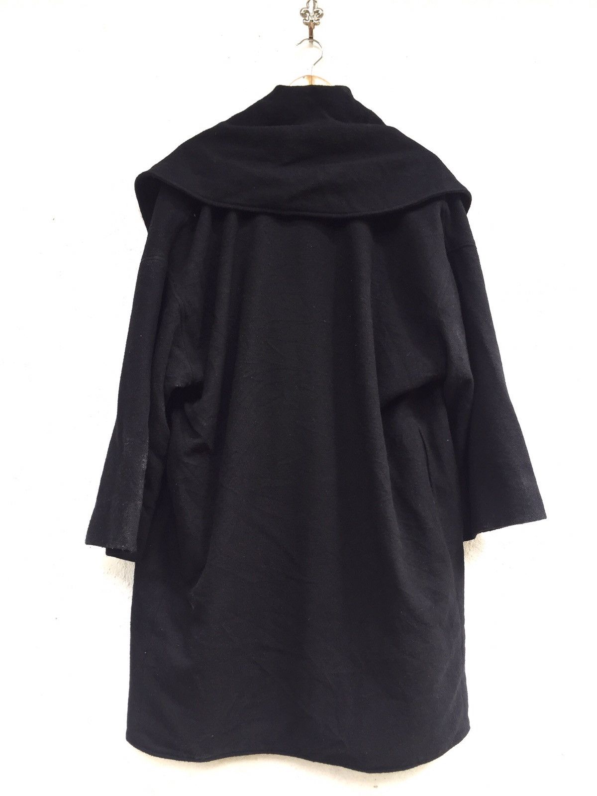 Japanese Brand JAPANESE BRAND XIN BAT WINGS OVERSIZED COLLAR OR HOODIES Size US M / EU 48-50 / 2 - 2 Thumbnail