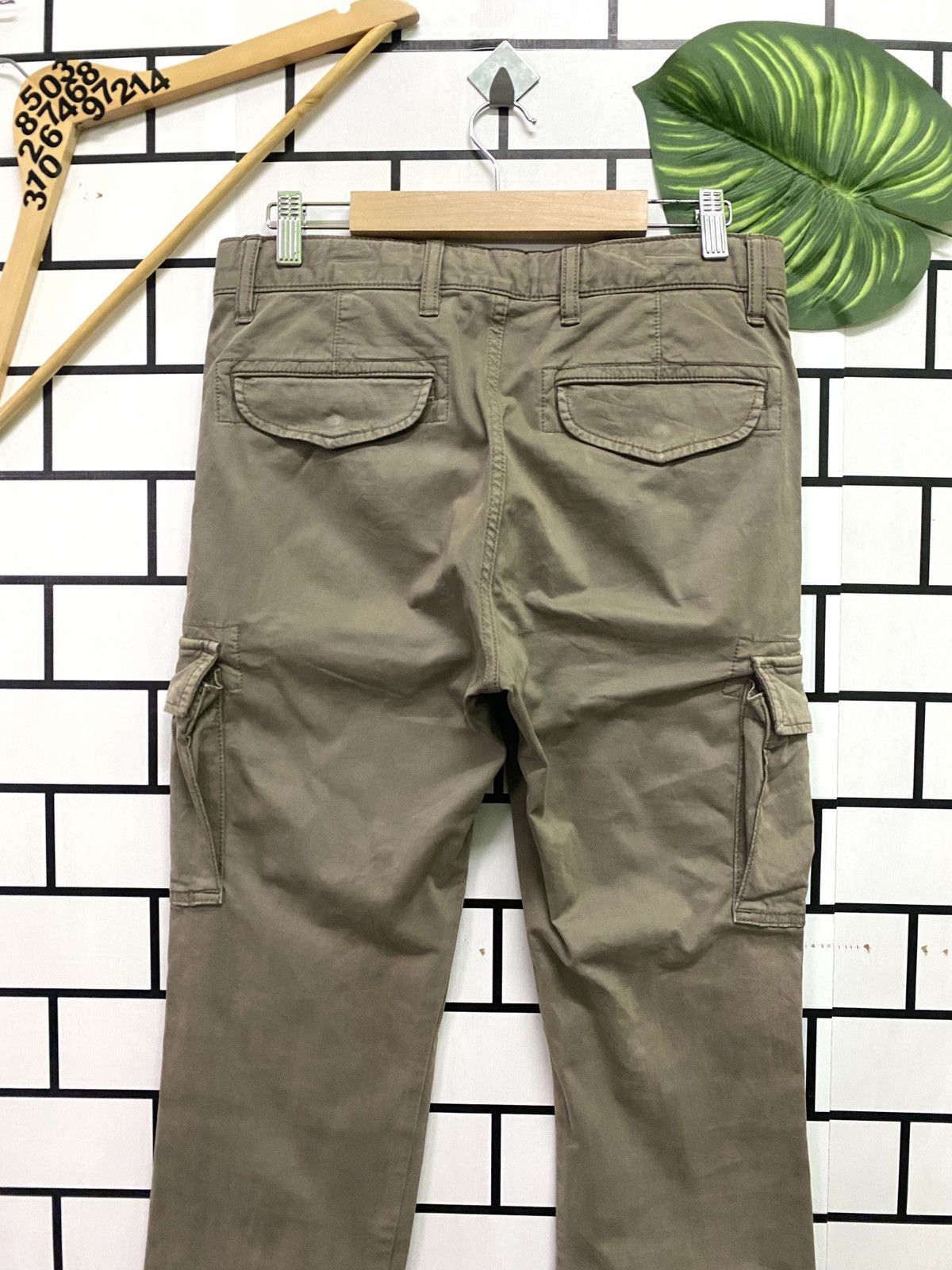 Japanese Brand × Uniqlo Japanese UNIQLO Multipocket Cargo Pants Size US 29 - 10 Thumbnail