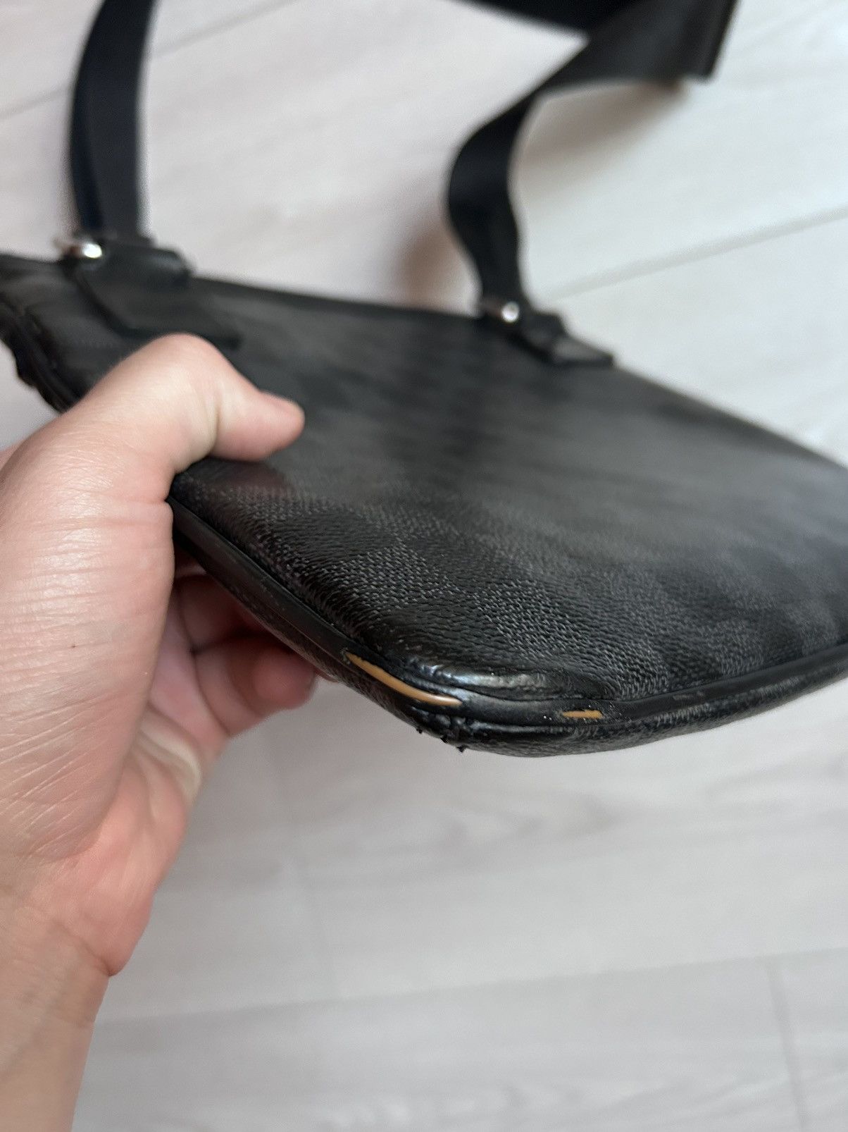 Louis Vuitton ouis Vuitton Thomas Handbag Damier Graphite Black Size ONE SIZE - 6 Thumbnail