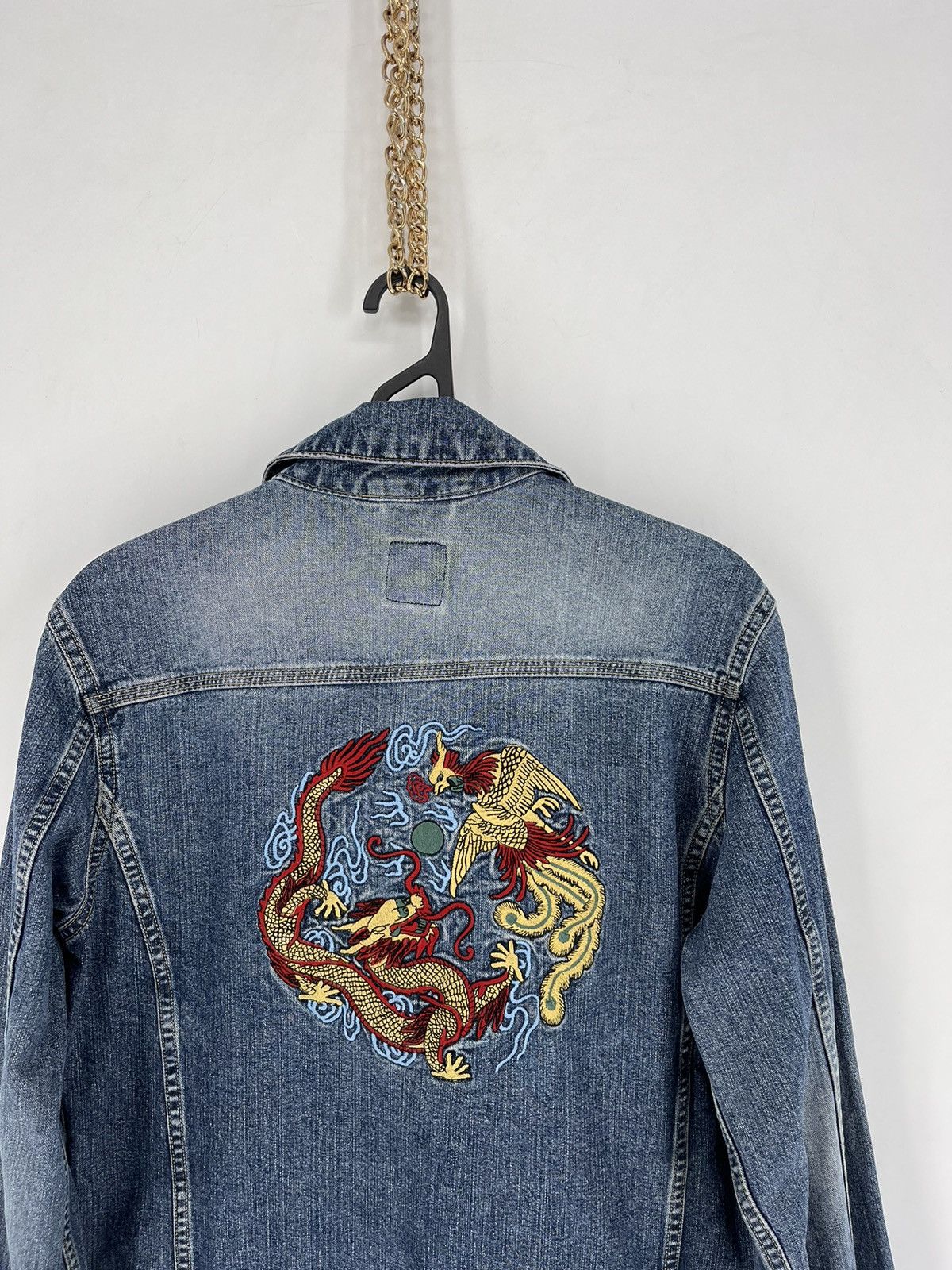 Vintage Vintage 90s Women’s Dragon Denim Jacket Size L Size ONE SIZE - 1 Thumbnail