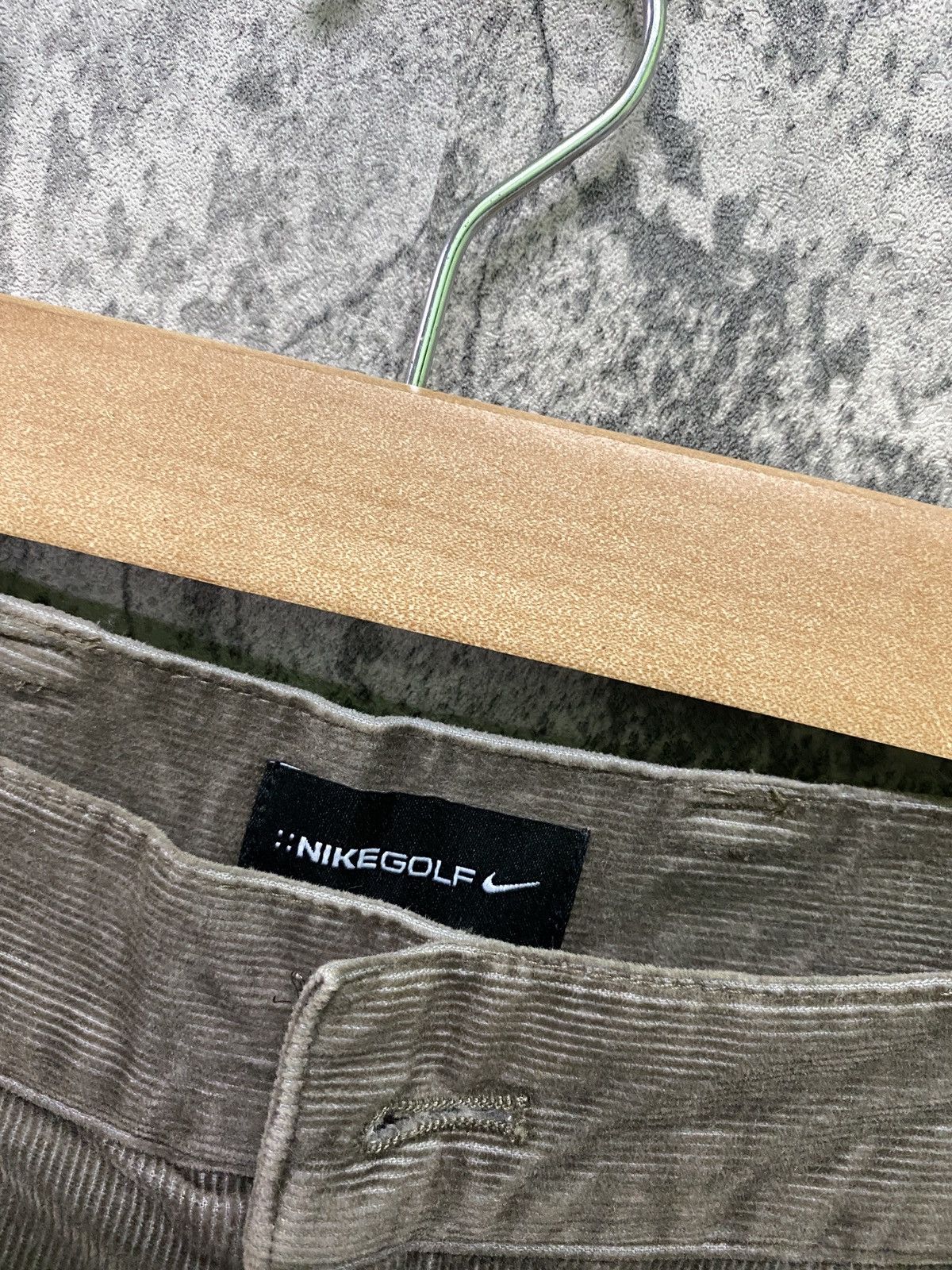 Nike Nike Golf Corduroy Multipocket Tactical Cargo Pants Size US 35 - 9 Thumbnail