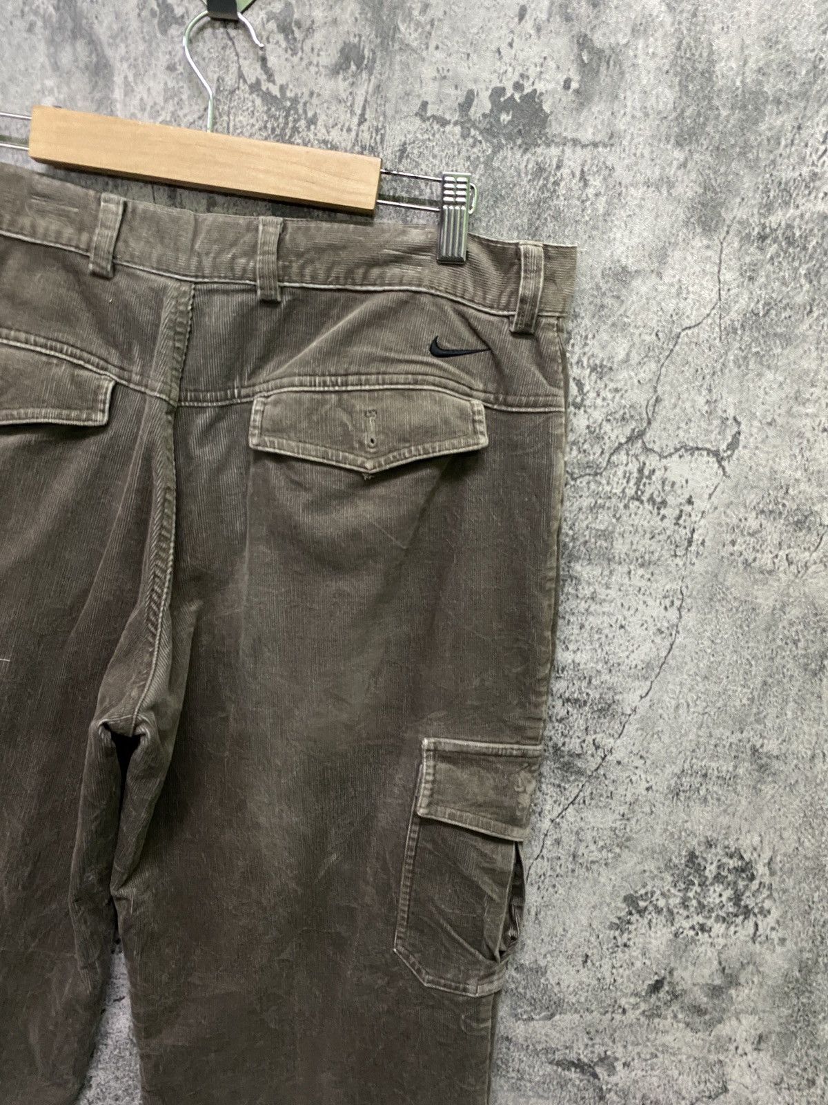 Nike Nike Golf Corduroy Multipocket Tactical Cargo Pants Size US 35 - 12 Thumbnail