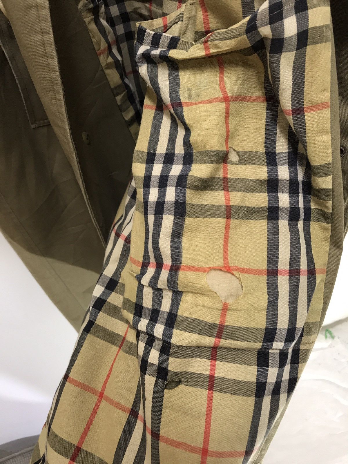 Burberry 🐎Made in England Burberrys Over Coat Nova Check Lining Size US M / EU 48-50 / 2 - 7 Thumbnail