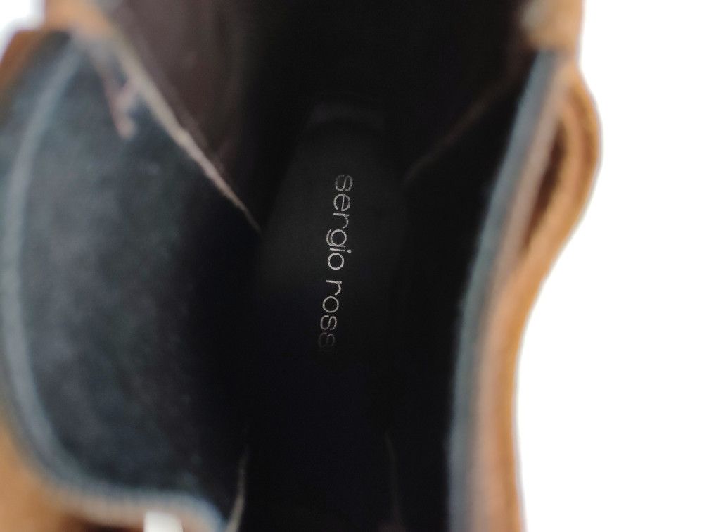 Sergio Rossi Tan strap chelsea boots.Fits like Saint Laurent or Gucci Size US 7.5 / EU 40-41 - 6 Thumbnail