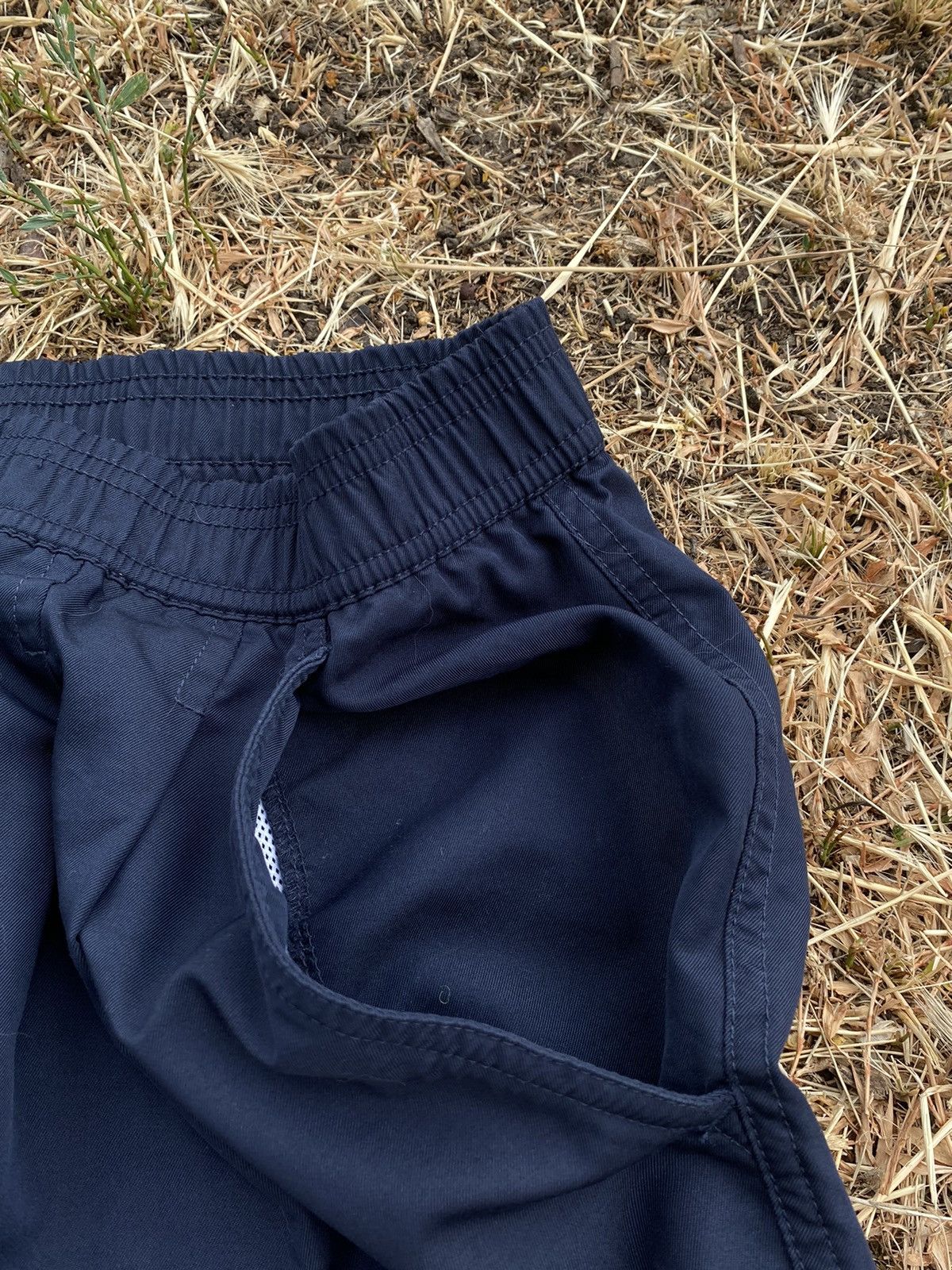 Nike Vintage Nike shorts streetwear swoosh casual y2k size XL Size US 36 / EU 52 - 3 Thumbnail