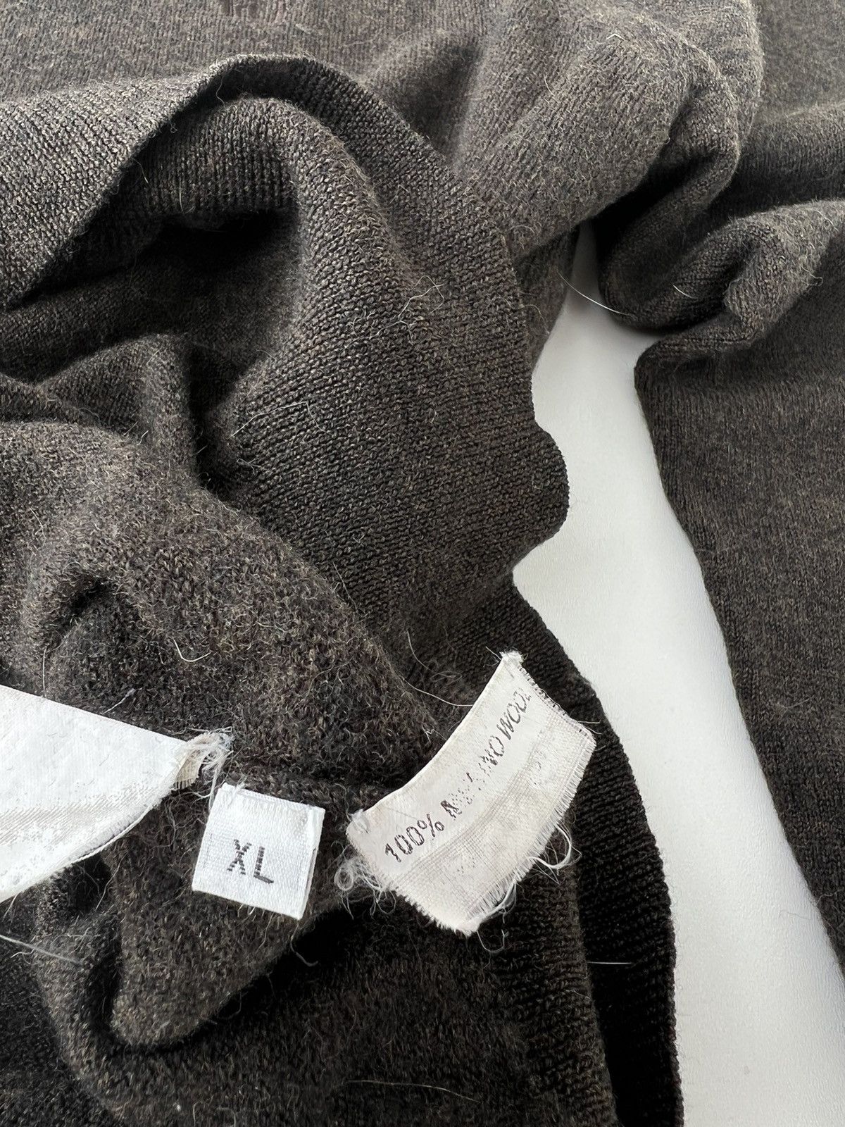 Gianfranco Ferre Gianfranco Ferre Wool Sweater Size XL / US 12-14 / IT 48-50 - 6 Thumbnail