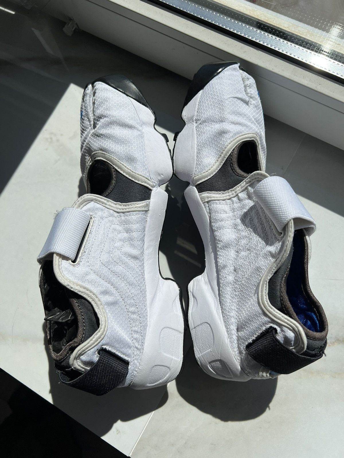 Japanese Brand × Nike × Vintage Y2K Vintage Nike Air Rift Tabi Ninja Shoes Sandals Size US 9.5 / EU 42-43 - 4 Thumbnail
