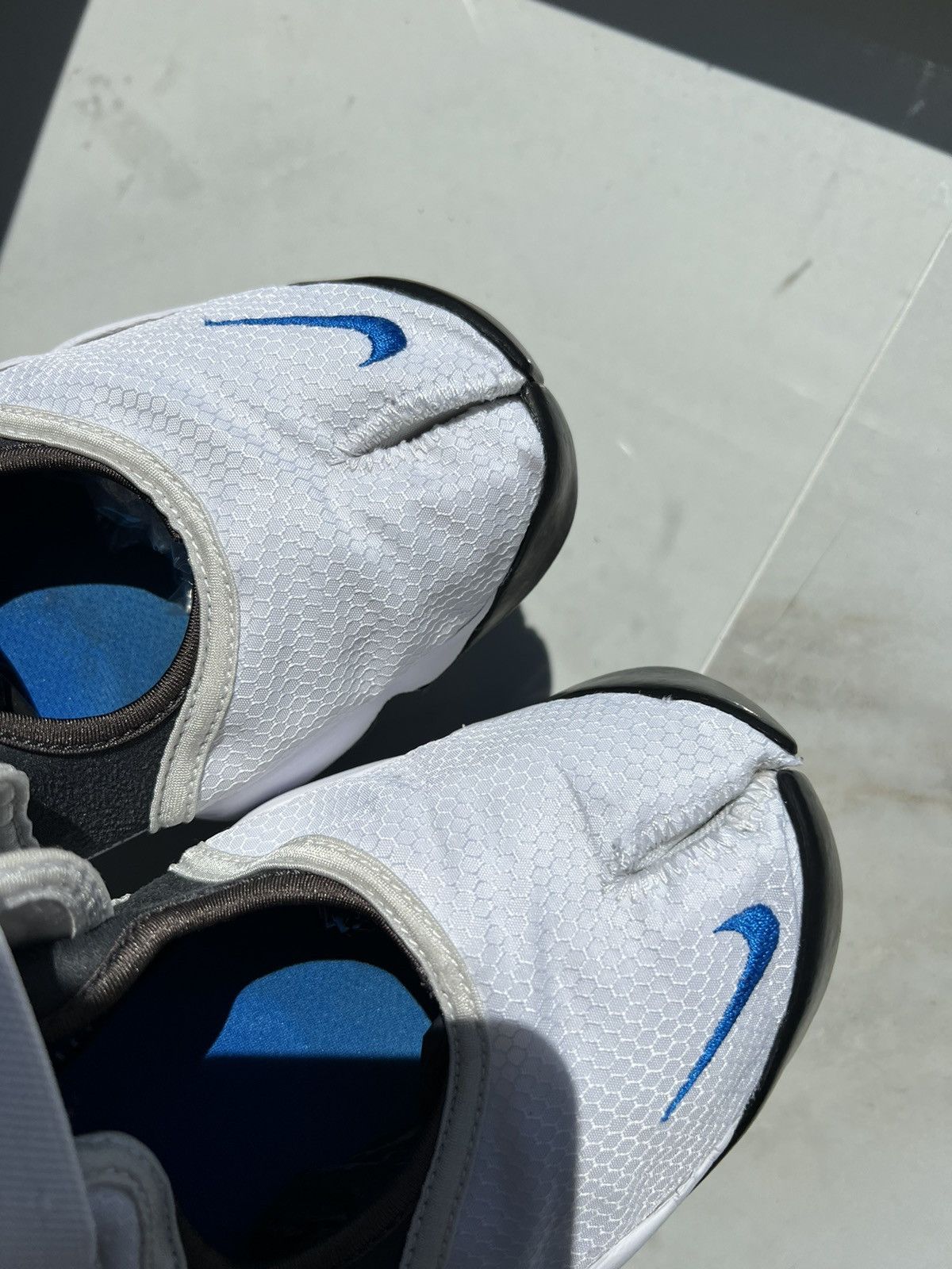 Japanese Brand × Nike × Vintage Y2K Vintage Nike Air Rift Tabi Ninja Shoes Sandals Size US 9.5 / EU 42-43 - 5 Thumbnail