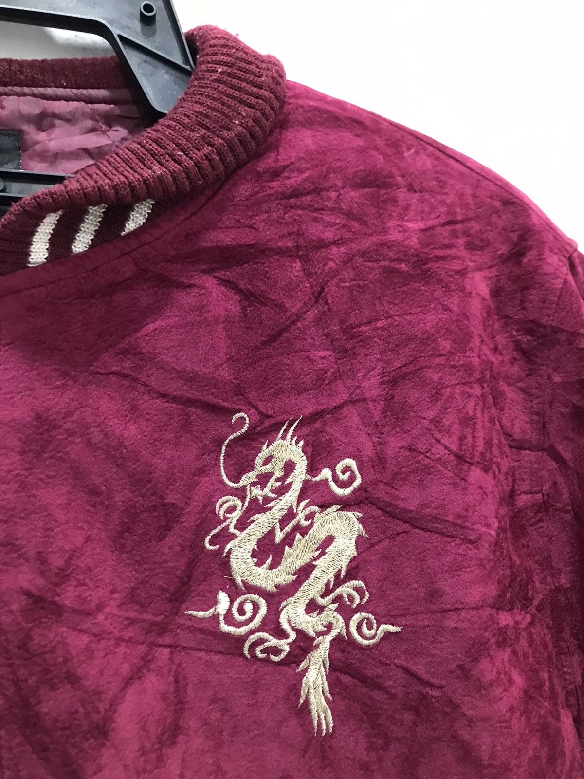 Japanese Brand Estacot sukajan dragon velvet croptop jacket Size US M / EU 48-50 / 2 - 9 Thumbnail