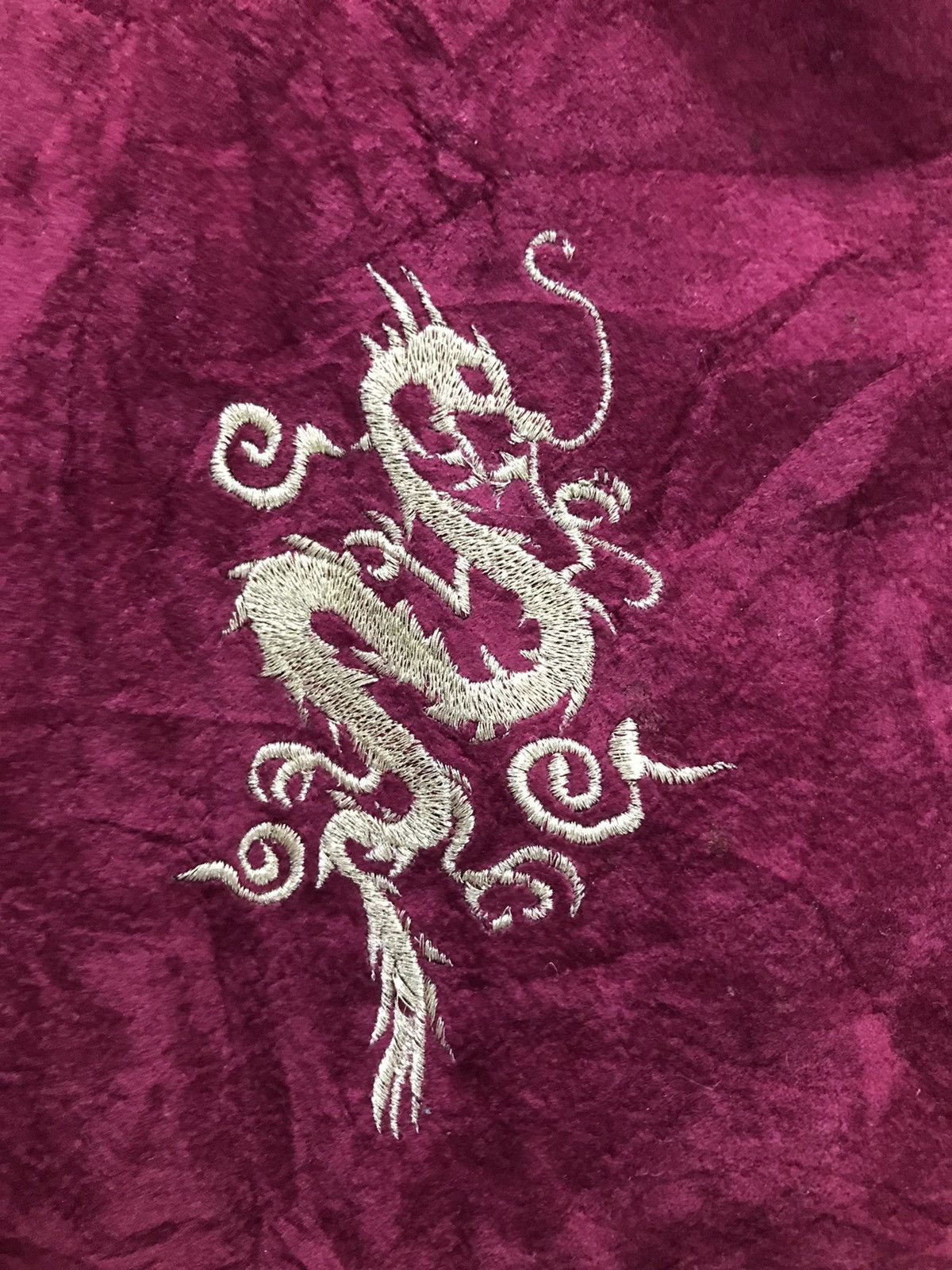 Japanese Brand Estacot sukajan dragon velvet croptop jacket Size US M / EU 48-50 / 2 - 11 Thumbnail