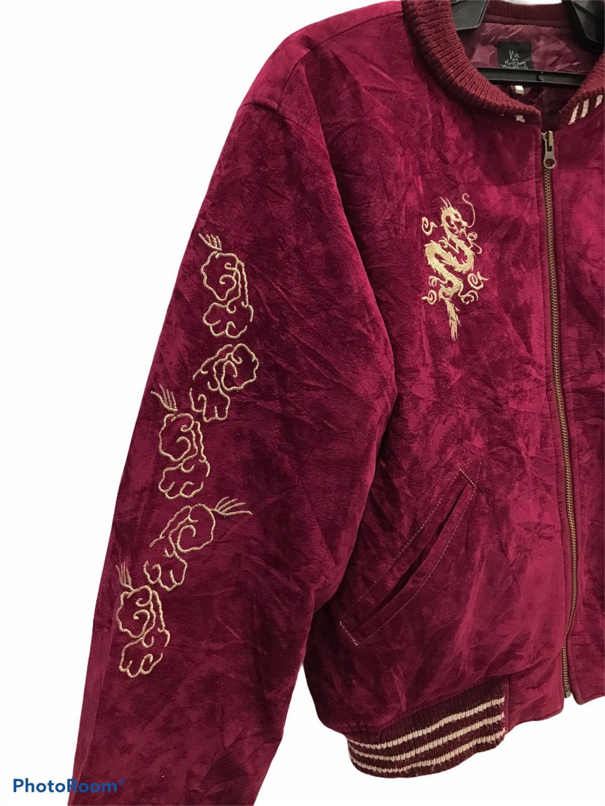 Japanese Brand Estacot sukajan dragon velvet croptop jacket Size US M / EU 48-50 / 2 - 5 Thumbnail