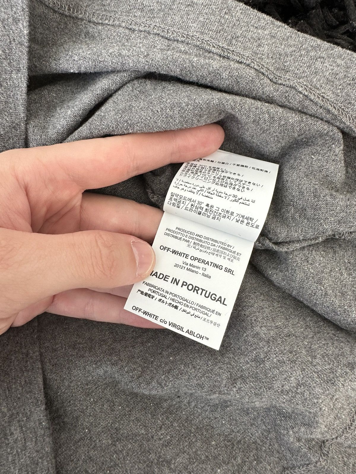 Off-White Off-White T-Shirt Size US S / EU 44-46 / 1 - 12 Thumbnail