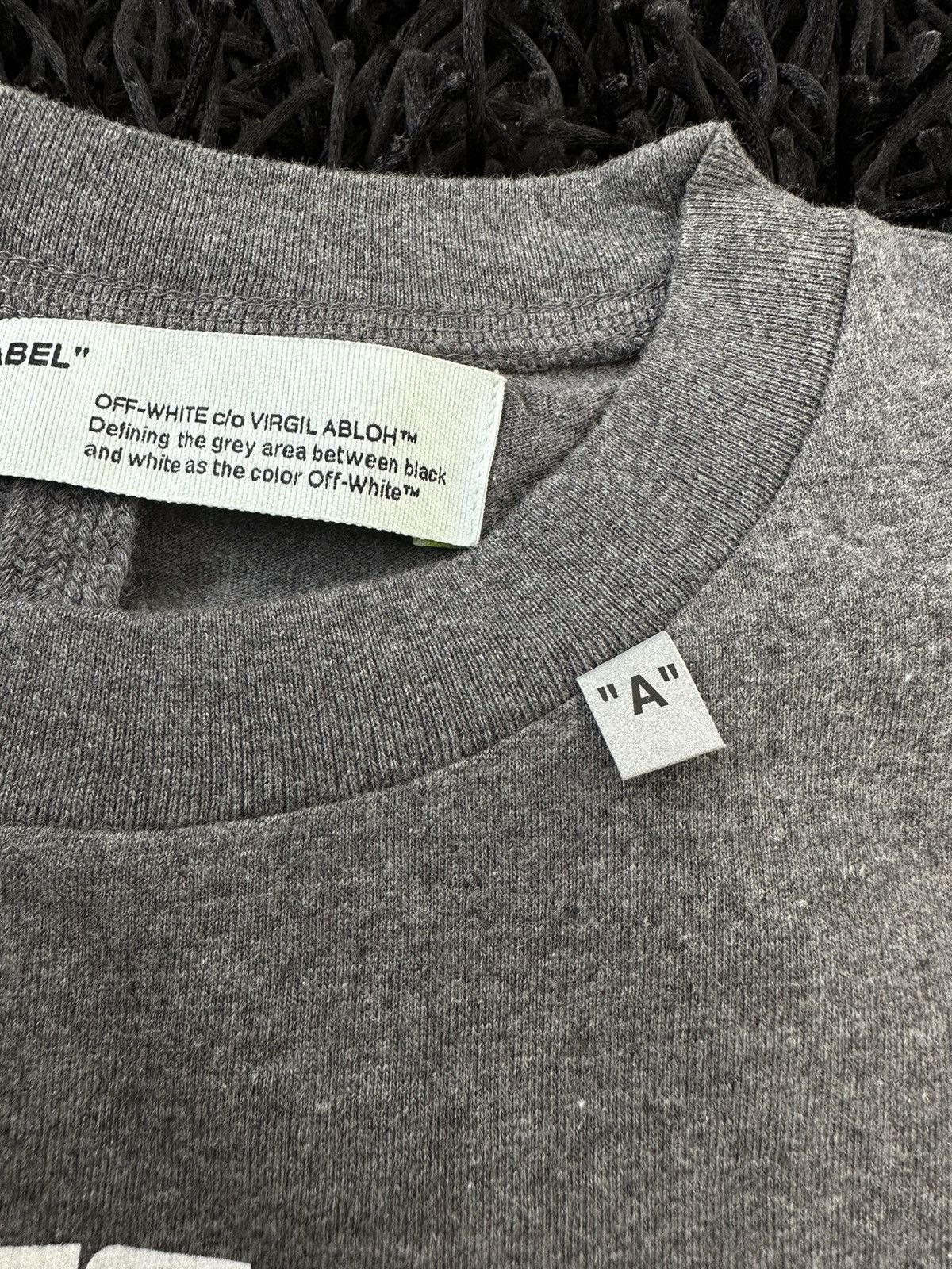 Off-White Off-White T-Shirt Size US S / EU 44-46 / 1 - 8 Thumbnail