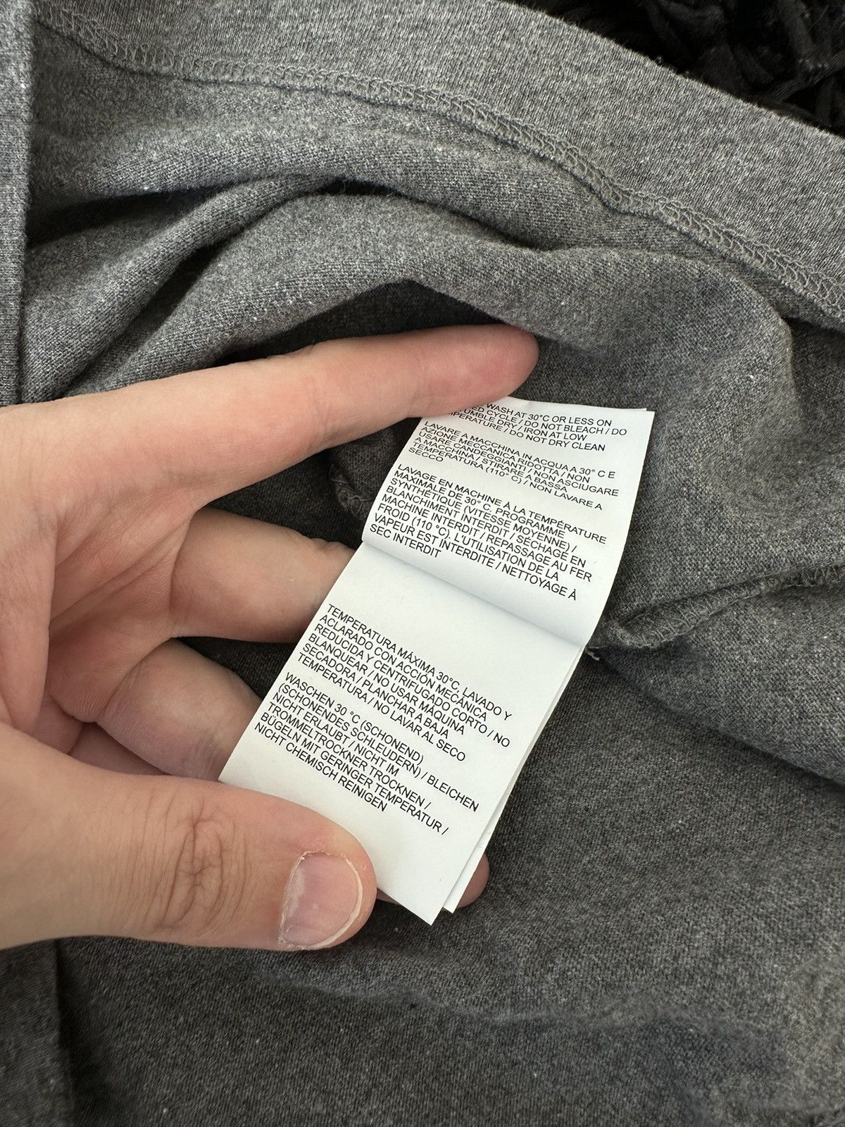 Off-White Off-White T-Shirt Size US S / EU 44-46 / 1 - 11 Thumbnail