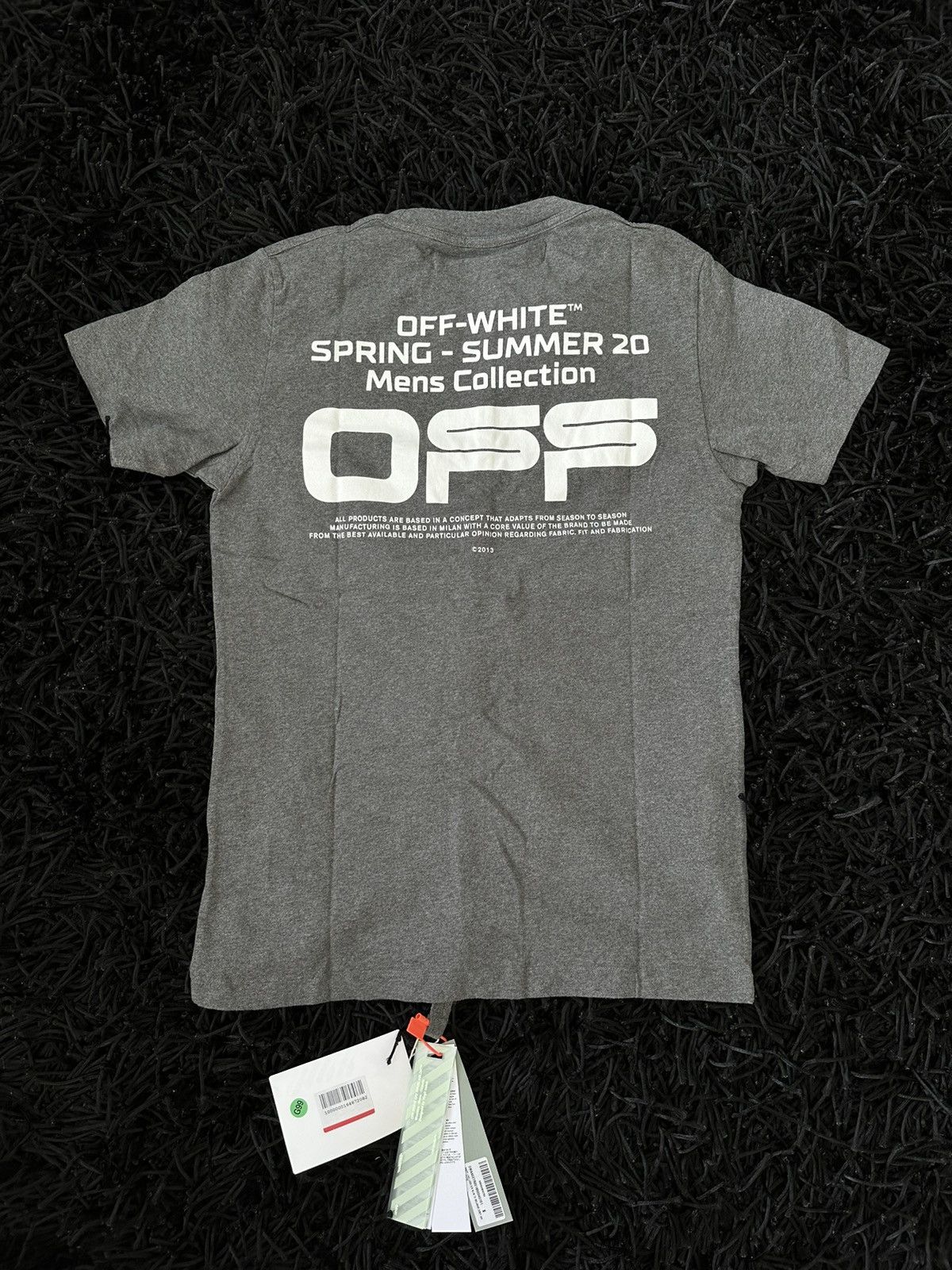 Off-White Off-White T-Shirt Size US S / EU 44-46 / 1 - 1 Thumbnail