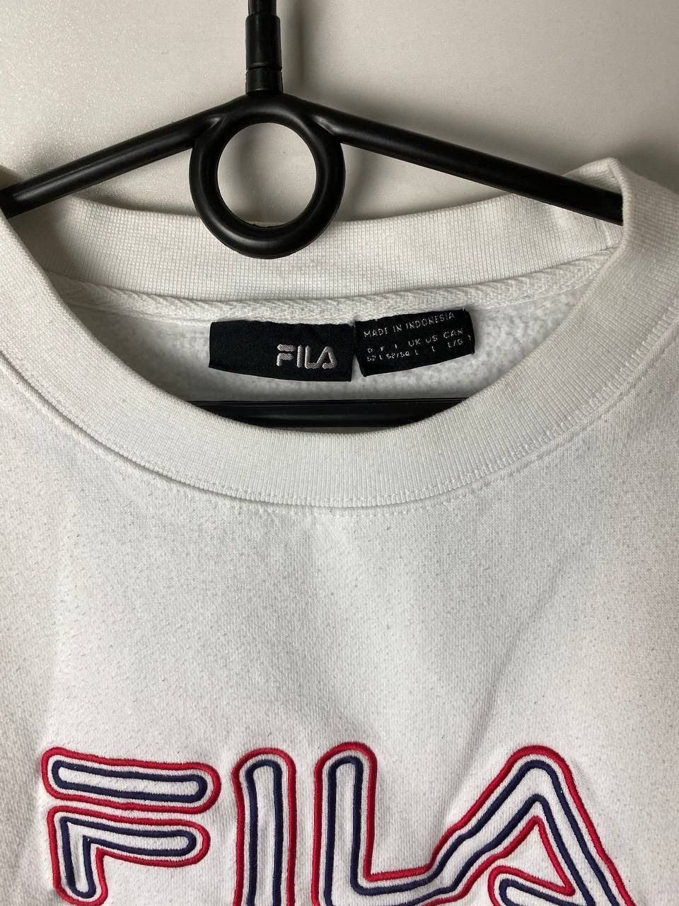 Fila Fila vintage sweatshirt size L Size US L / EU 52-54 / 3 - 3 Thumbnail
