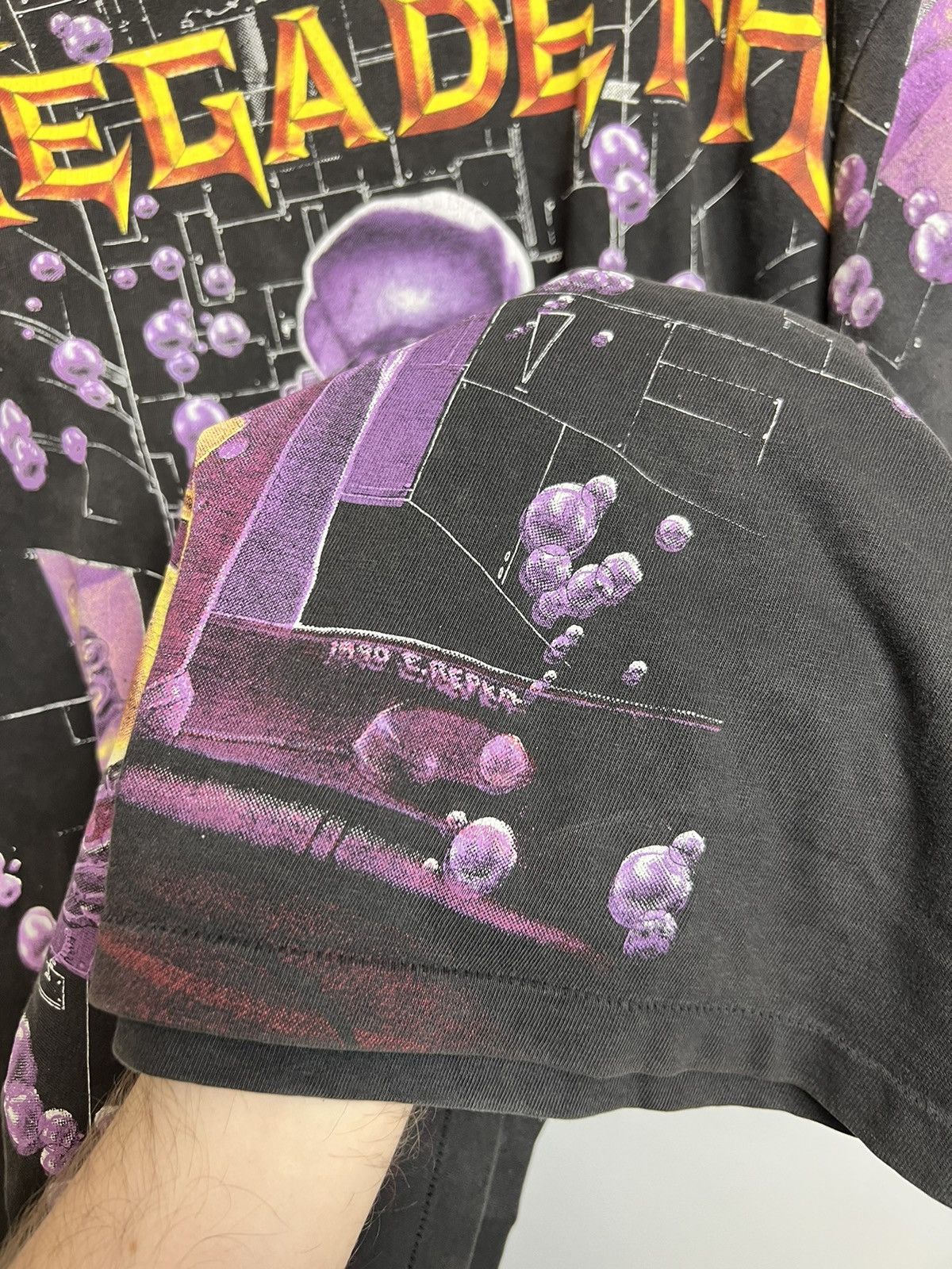 Band Tees 90s Vintage 1991 Megadeth Rock Heavy AOP Metal Band T-Shirt Size US XL / EU 56 / 4 - 6 Thumbnail