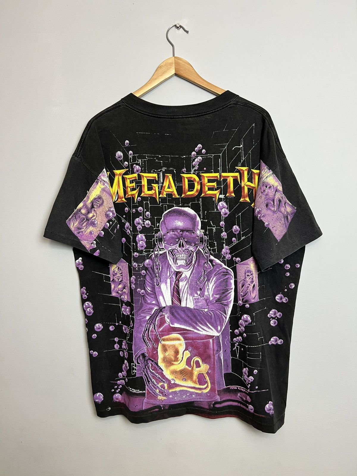 Band Tees 90s Vintage 1991 Megadeth Rock Heavy AOP Metal Band T-Shirt Size US XL / EU 56 / 4 - 2 Thumbnail