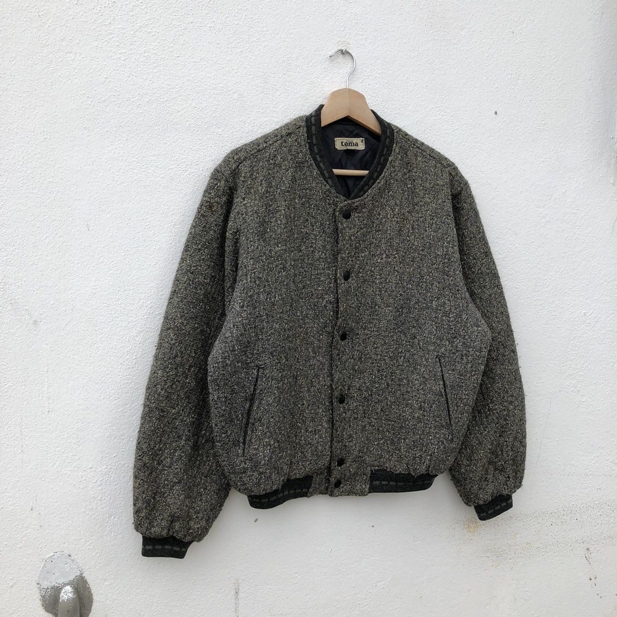 Japanese Brand VINTAGE MEN’S TOMA WOOL VARSITY JACKET Size US L / EU 52-54 / 3 - 2 Thumbnail