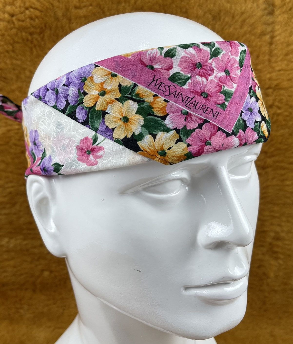 Other × Vintage × Yves Saint Laurent YSL bandana handkerchief neckerchief scarf HC0583 Size ONE SIZE - 1 Thumbnail