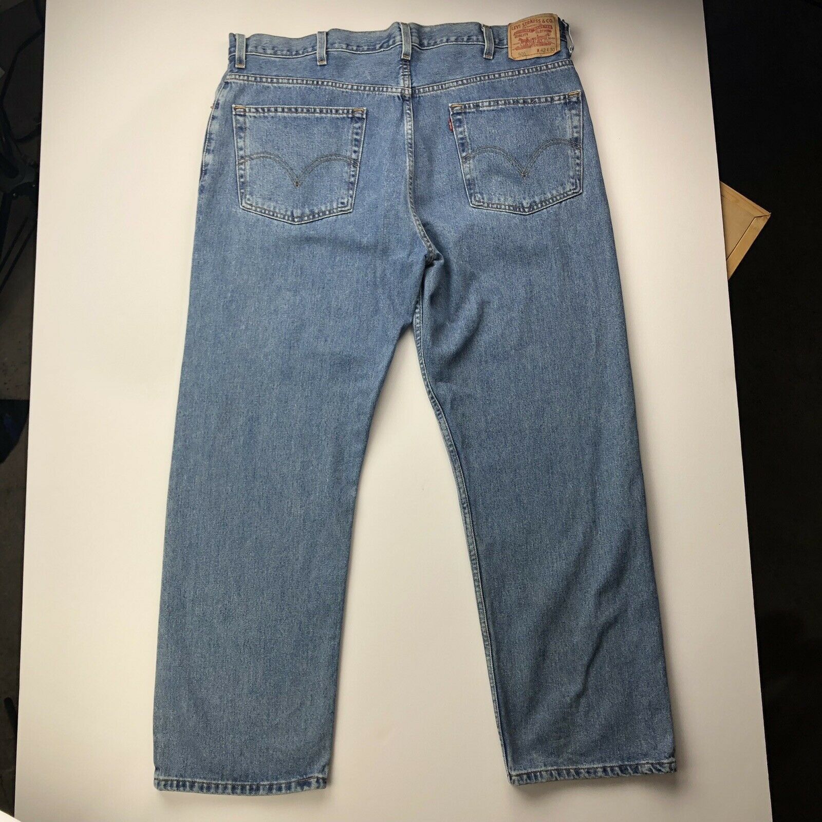 Levi's × Other Levi's 505 Regular Fit Straight Leg Zip Fly Jeans Size US 43 - 6 Thumbnail