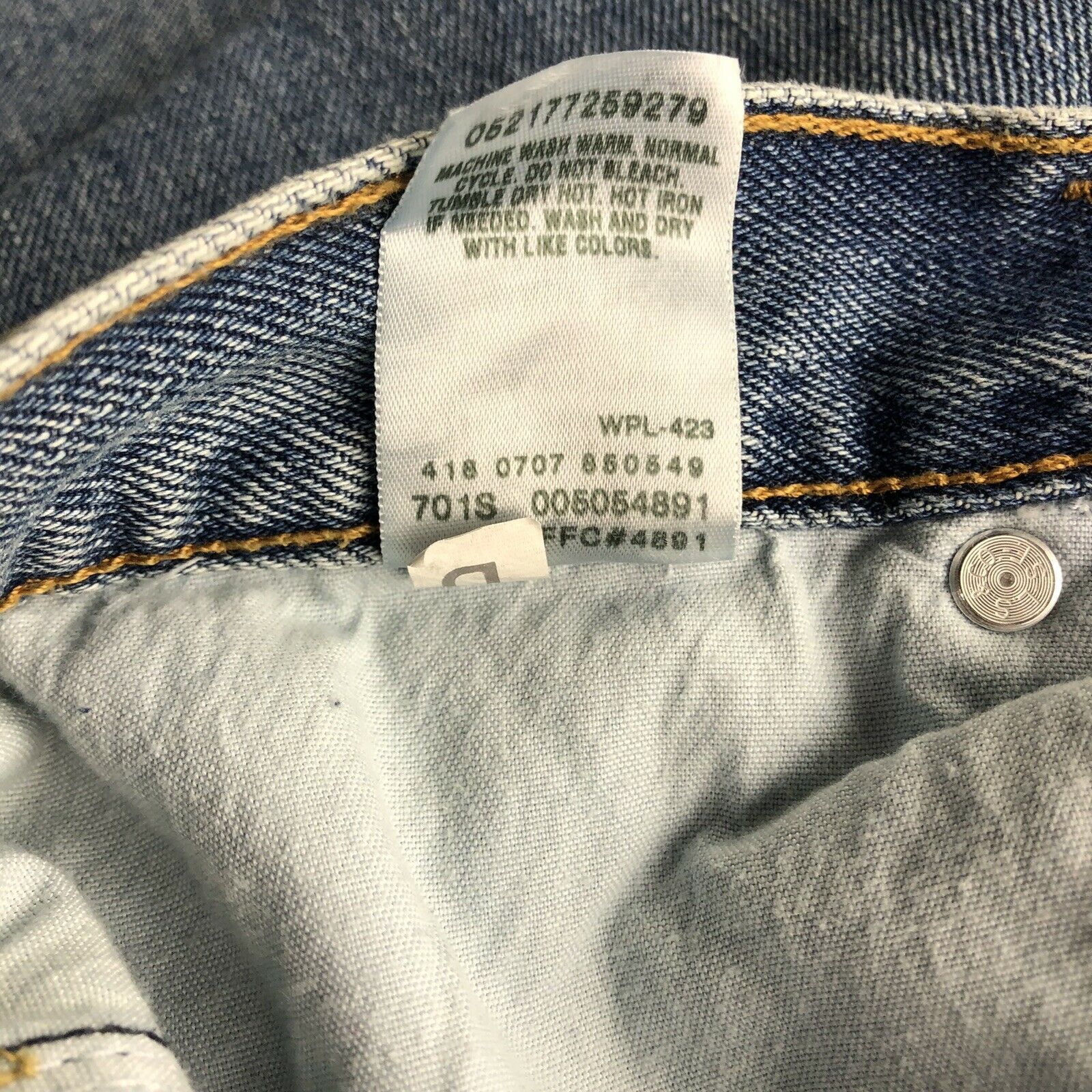 Levi's × Other Levi's 505 Regular Fit Straight Leg Zip Fly Jeans Size US 43 - 5 Thumbnail